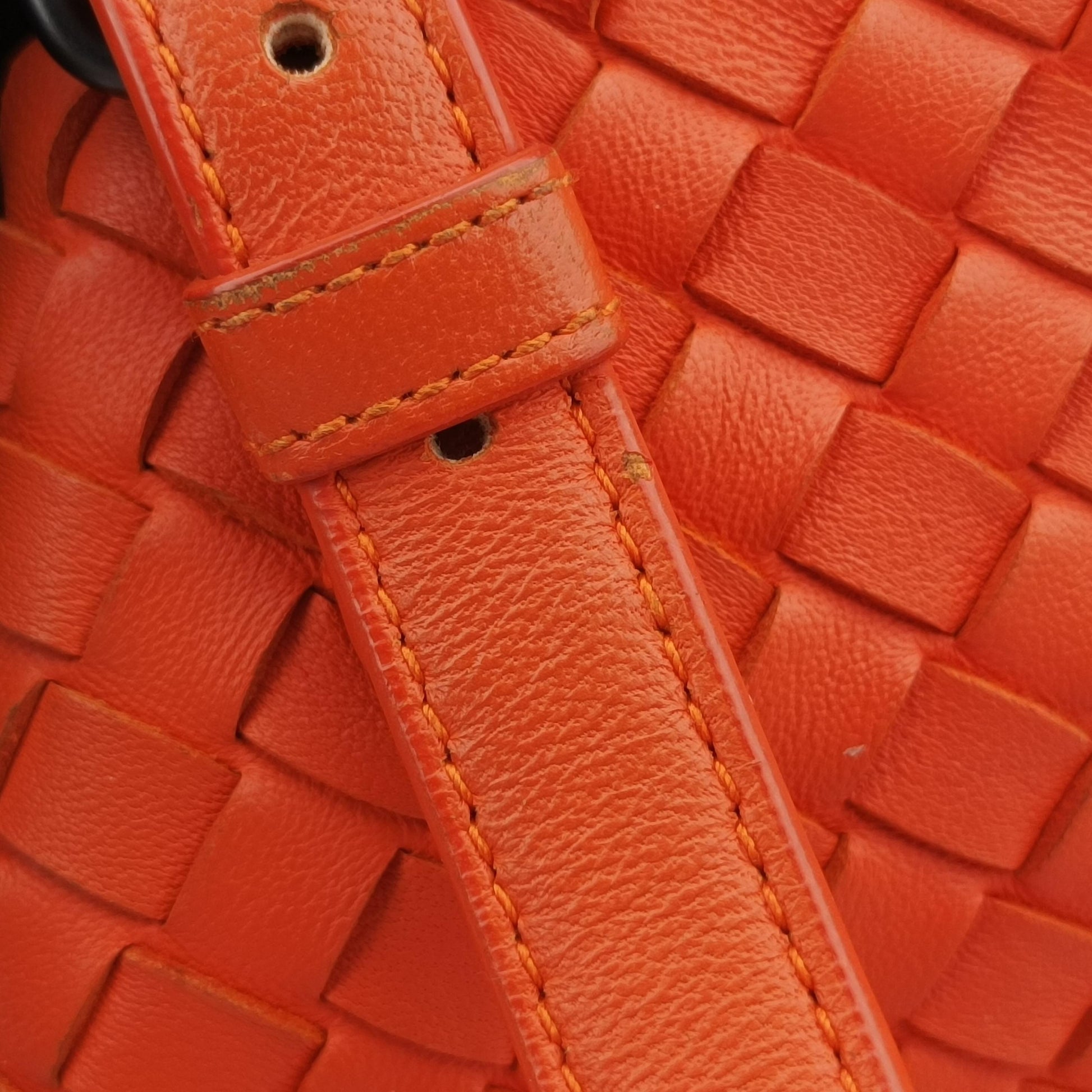 Cesta Intrecciato Orange lambskin B02407623Pセスタ イントレチャート オレンジ ラムスキン B02407623P