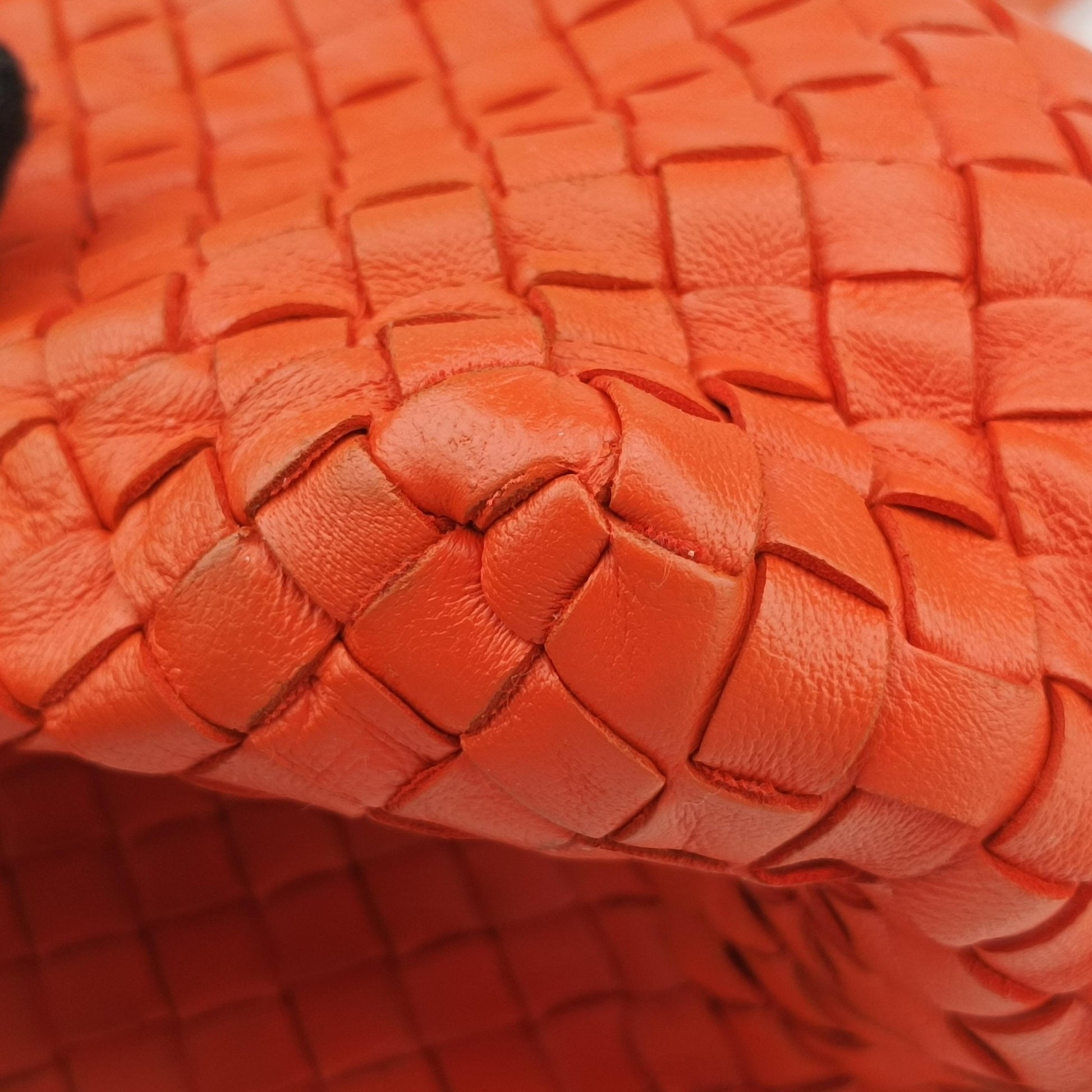 Cesta Intrecciato Orange lambskin B02407623Pセスタ イントレチャート オレンジ ラムスキン B02407623P