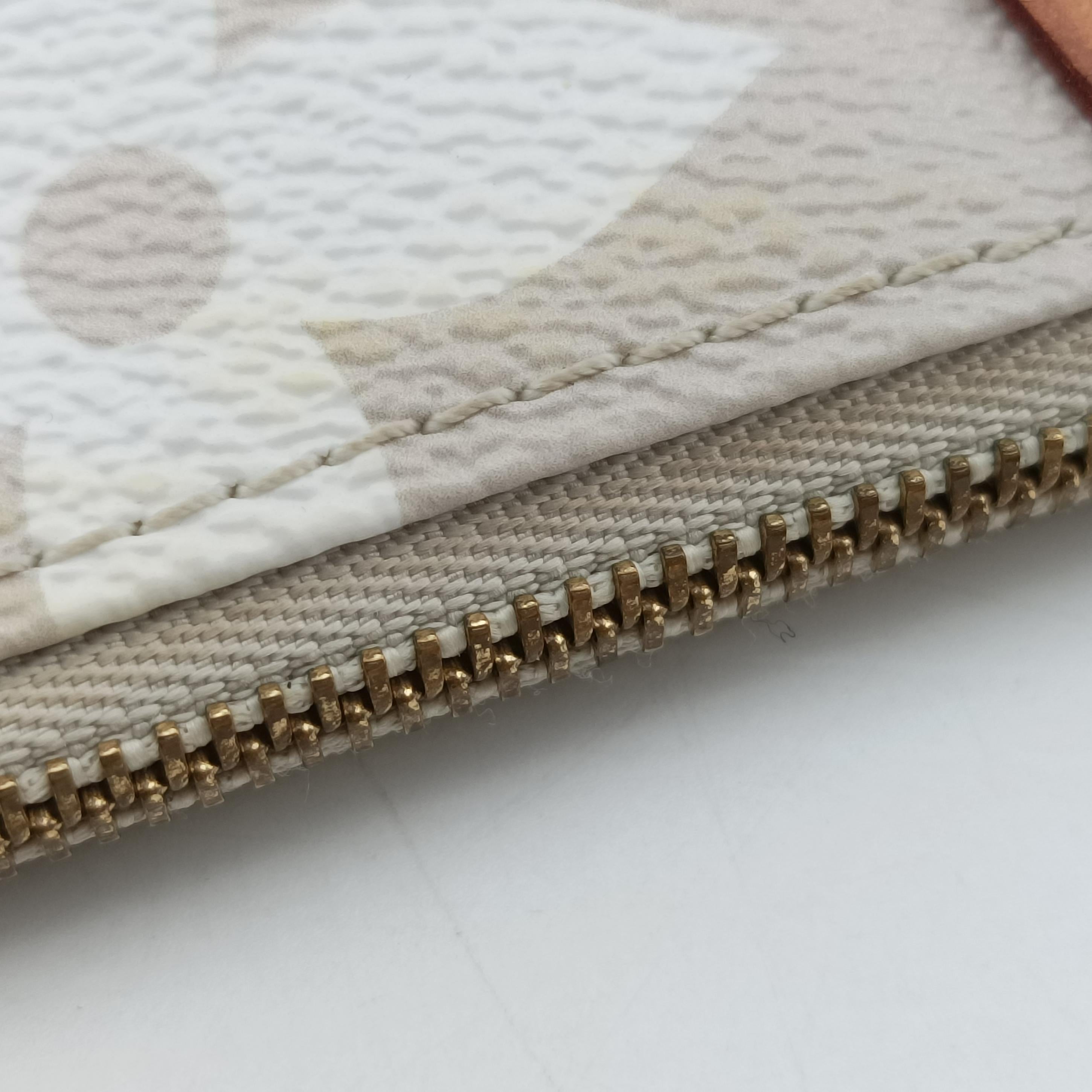 MULTI POCHETTE ACCESSOIRES Brume Monogram Giant M57634 IC Chipミュルティ ポシェット アクセソワール ブリューム モノグラム ジャイアント M57634 ICチップ