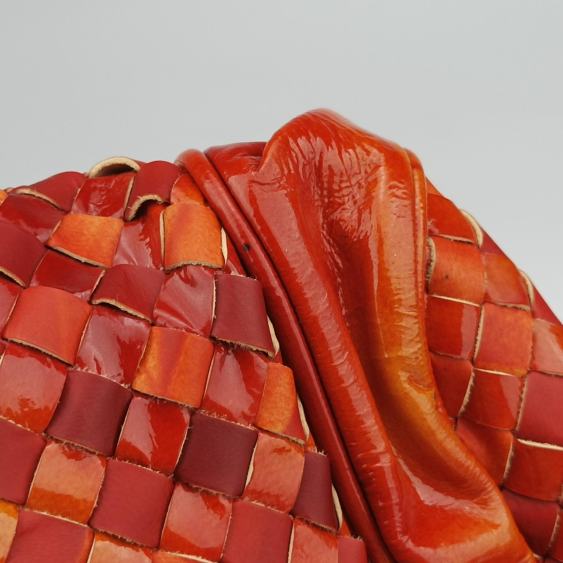 Intrecciato Orange Patent 125150 V2241 7763イントレチャート オレンジ パテント 125150 V2241 7763