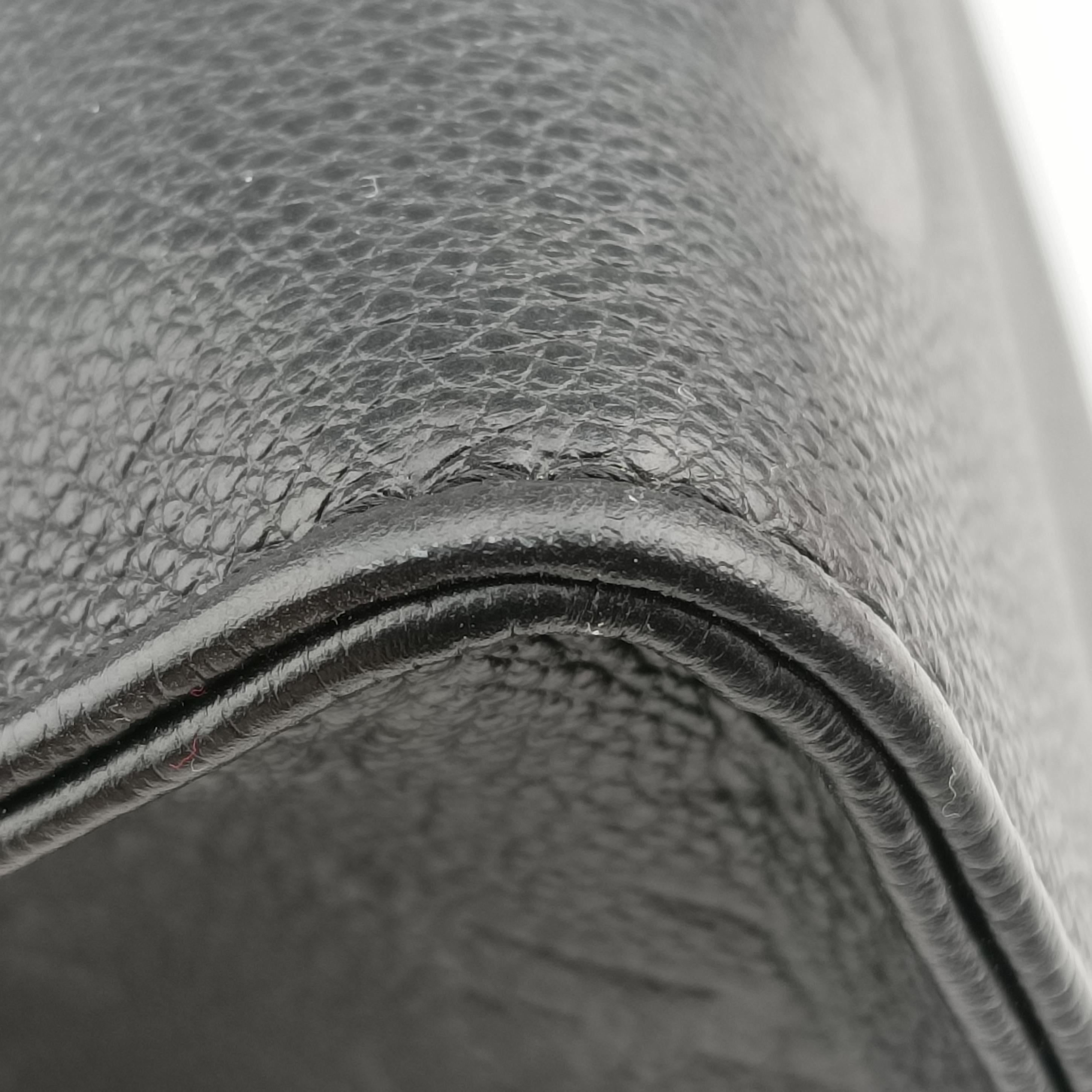 OnTheGo GM Noir Monogram Empreinte Giant M44925 DU1220 IC ChipオンザゴーGM ノワール モノグラム アンプラント M44925 DU1220 ICチップ