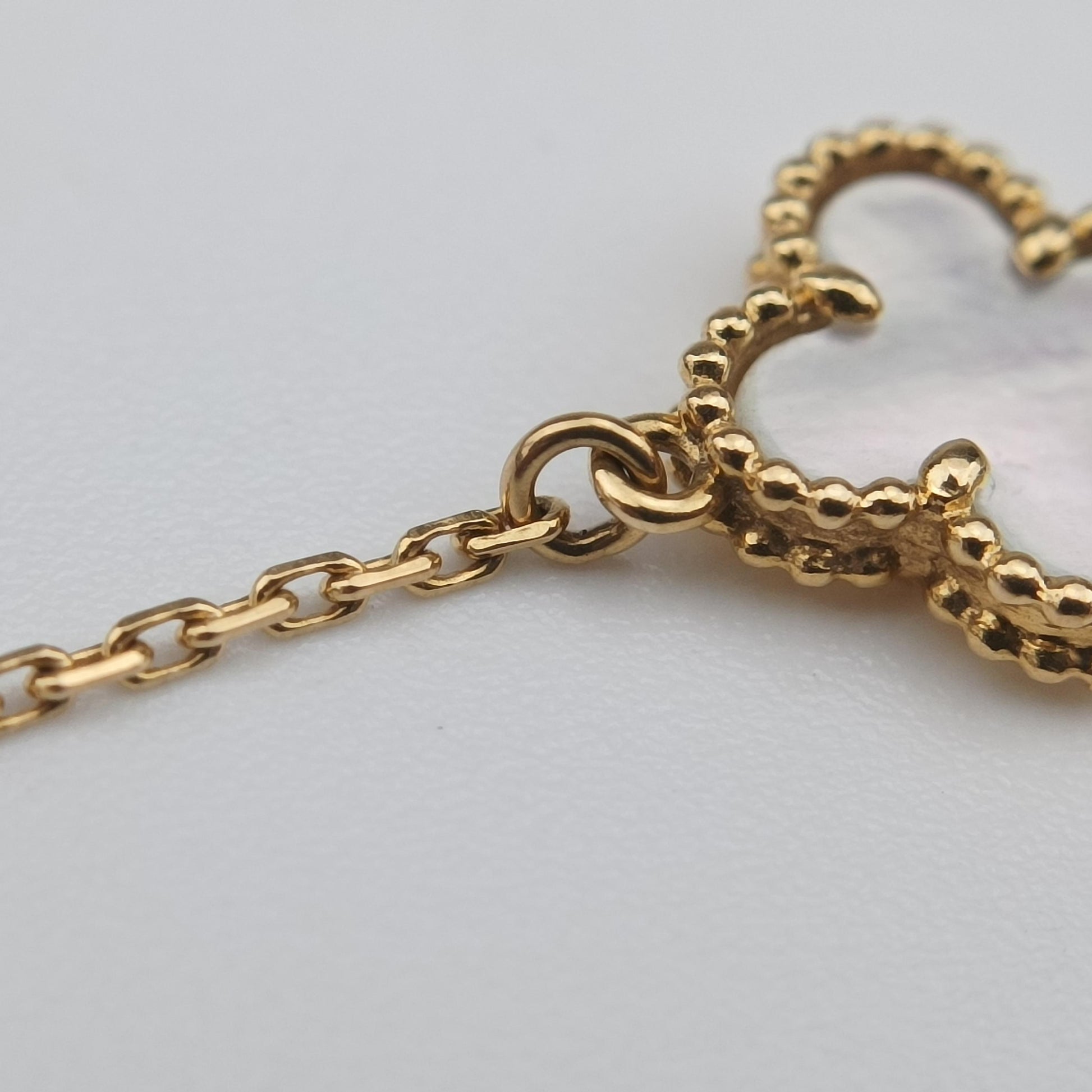 Sweet Alhambra Red×Rose Gold AU750 ARF68800 JE247981スウィート アルハンブラ ホワイト×ローズゴールド AU750 ARF68800 JE247981