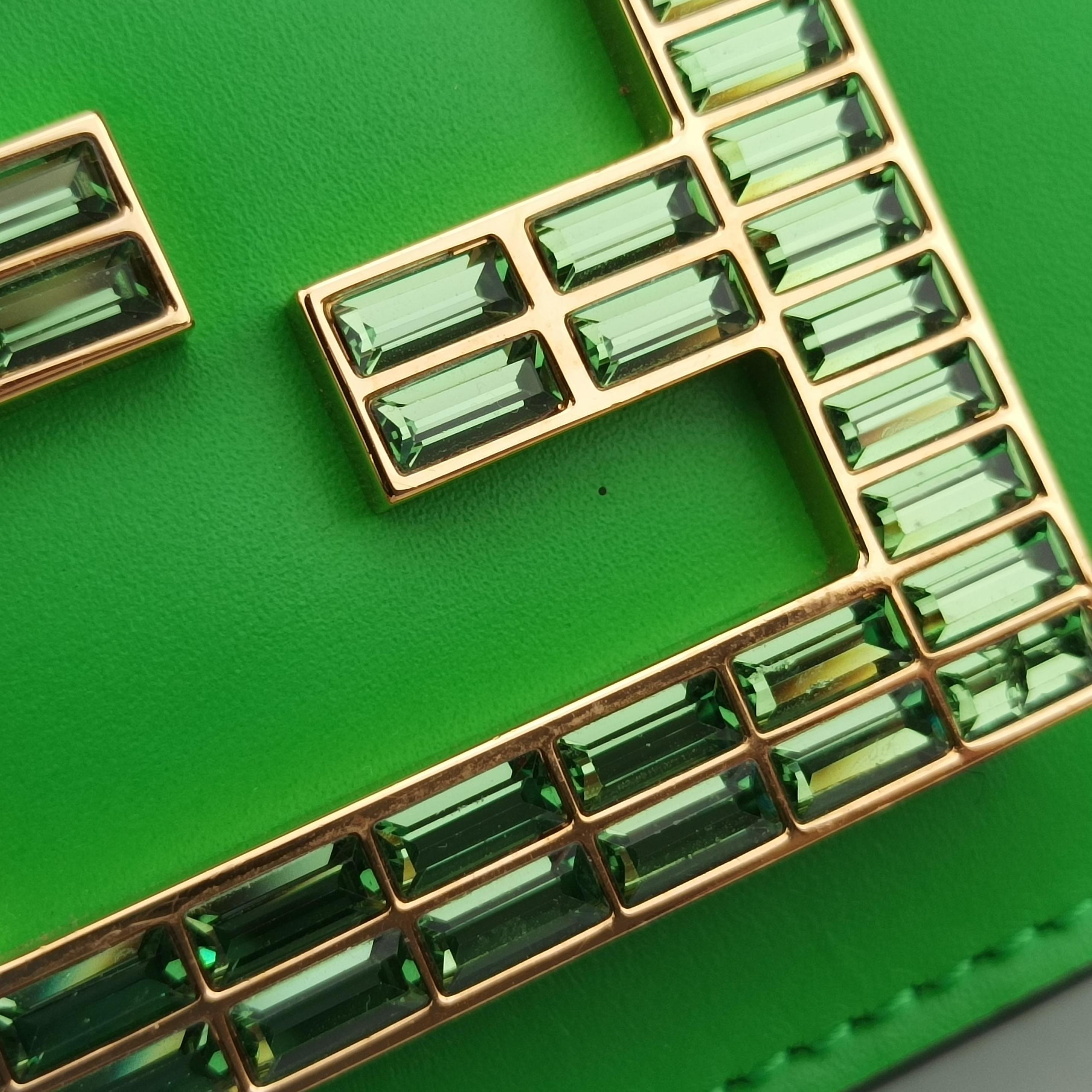 Fab Green Leather 8BT325 8BT325 AAIW 208.0189ファブ グリーン レザー 8BT325 8BT325 AAIW 208.0189