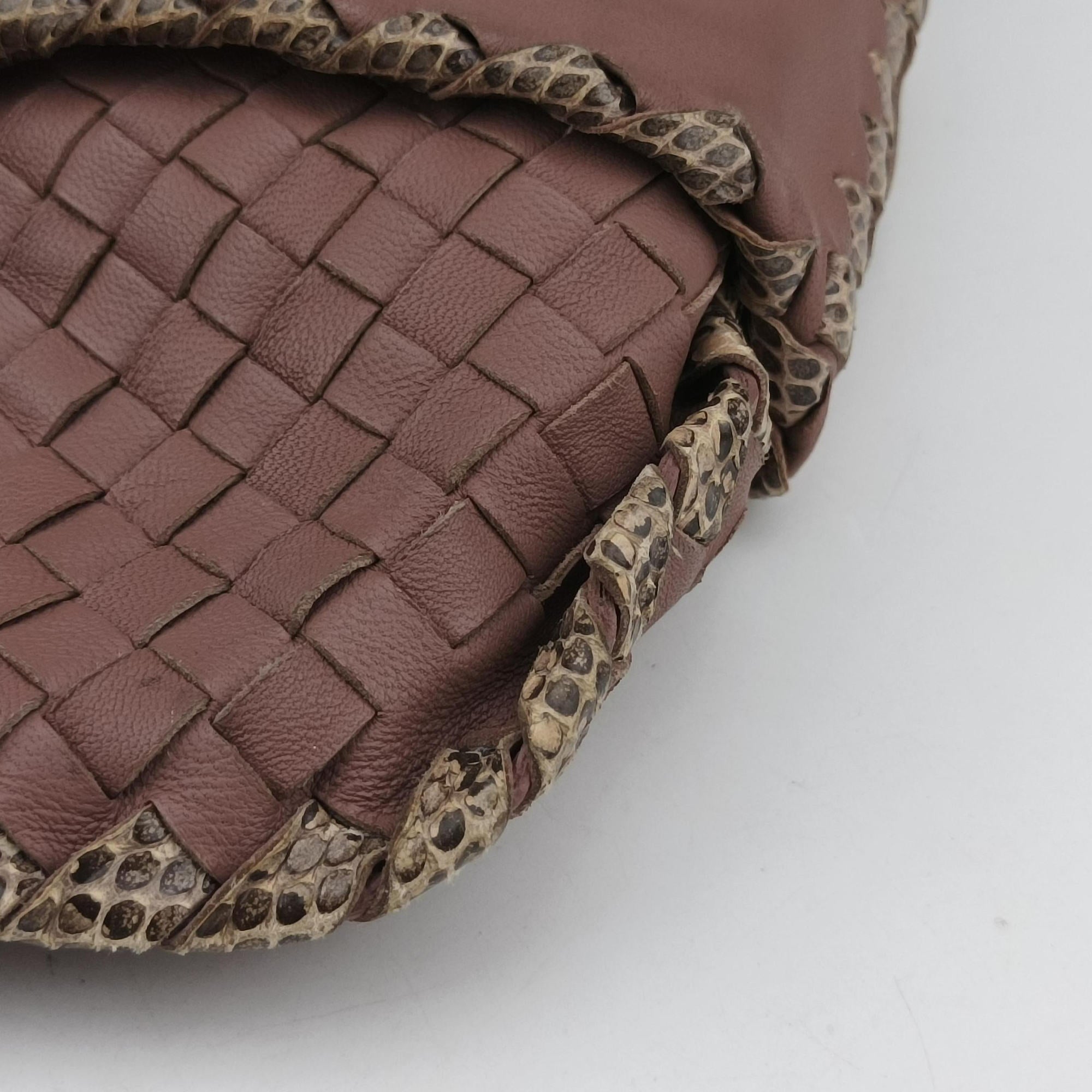 Intrecciato pink×Multicolour Lambskin x Snakeskin B02039613Sイントレチャート ピンク×マルチカラー ラムスキン×ヘビ革 B02039613S