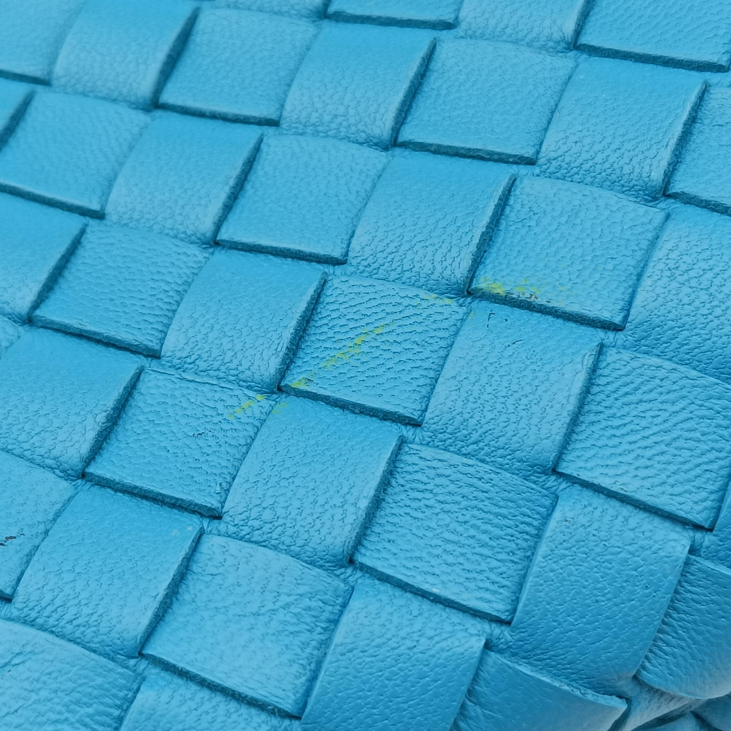 Intrecciato Blue lambskin B00453919Mイントレチャート ブルー ラムスキン B00453919M