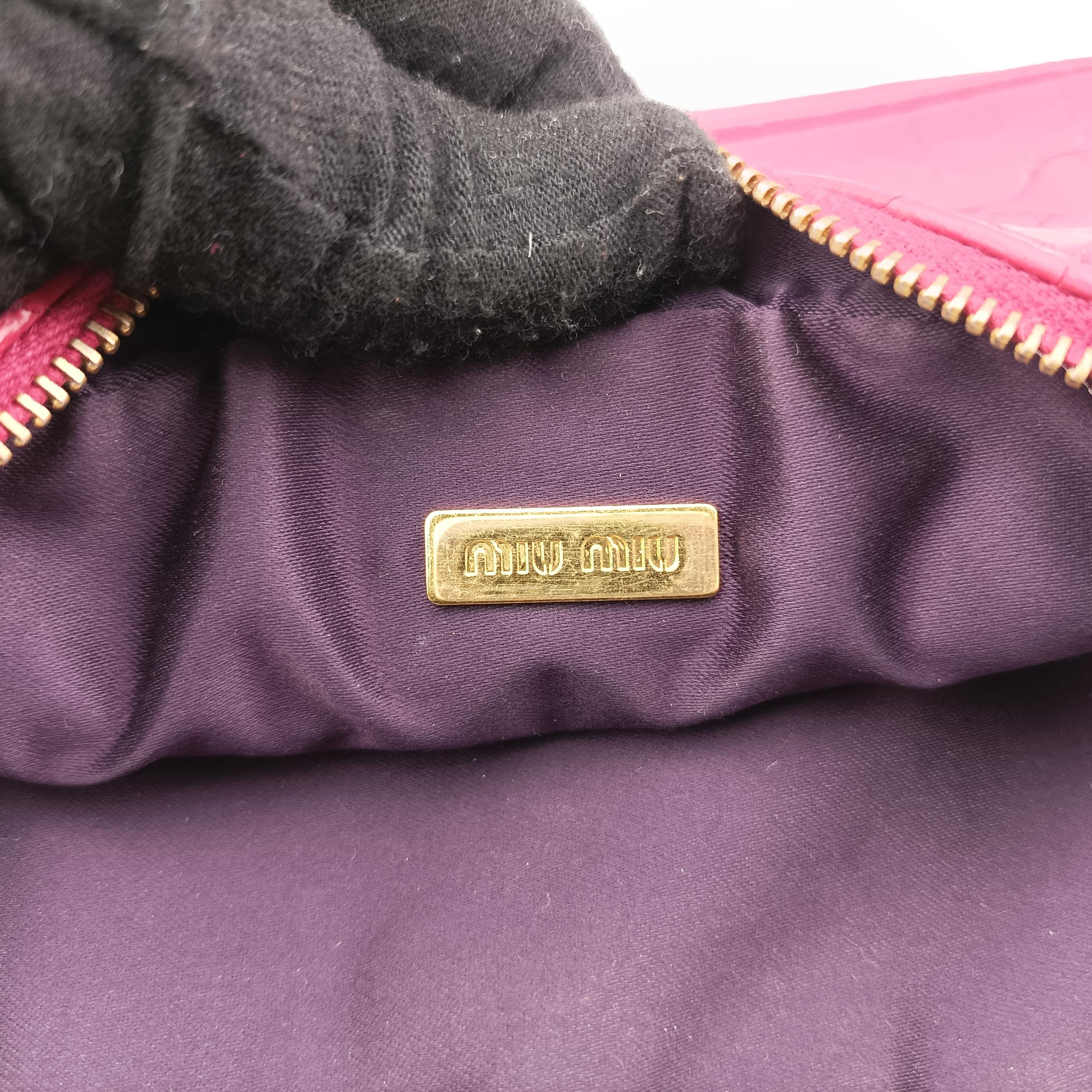 Crocodile embossed Pink leather 197クロコ 型押し ピンク レザー 197