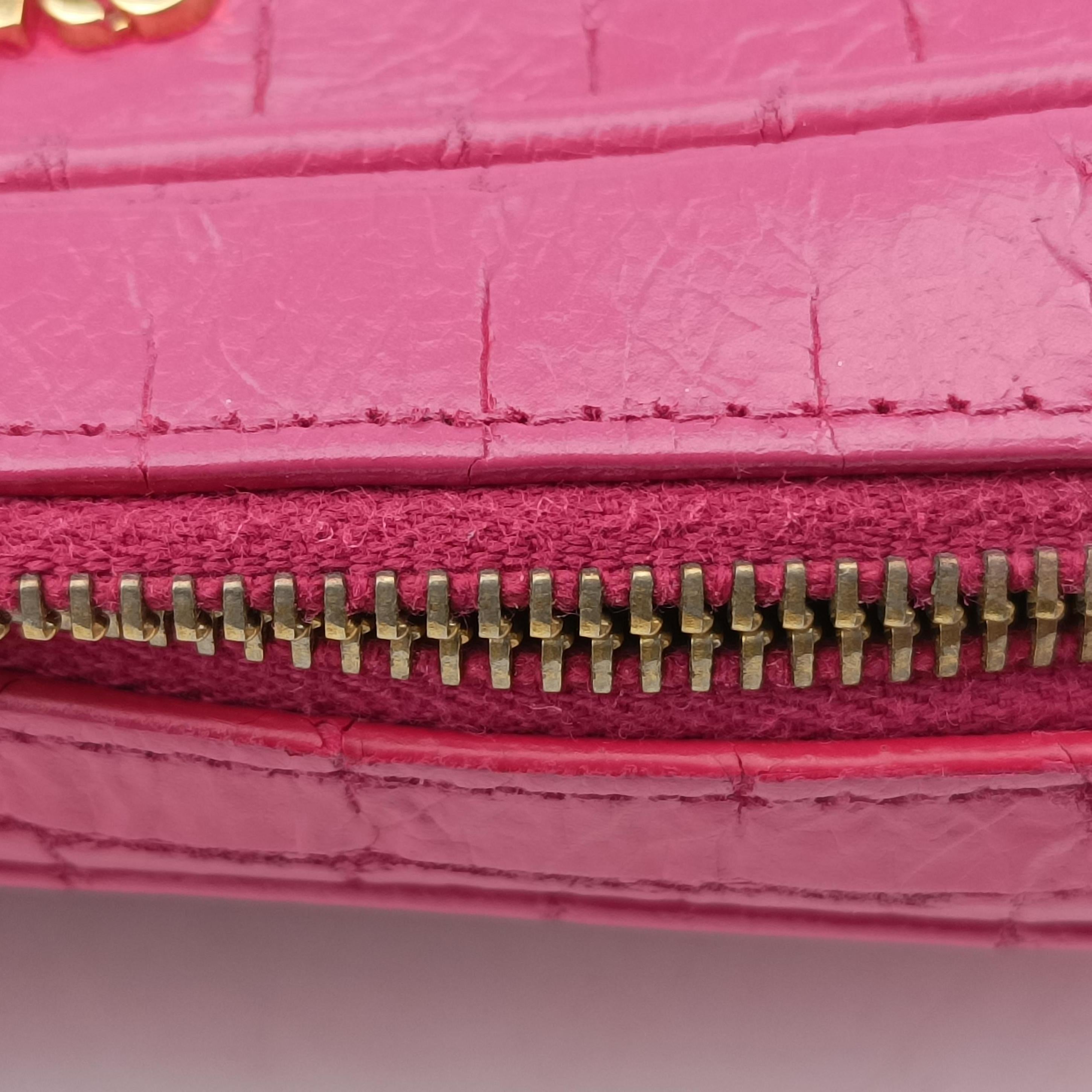 Crocodile embossed Pink leather 197クロコ 型押し ピンク レザー 197