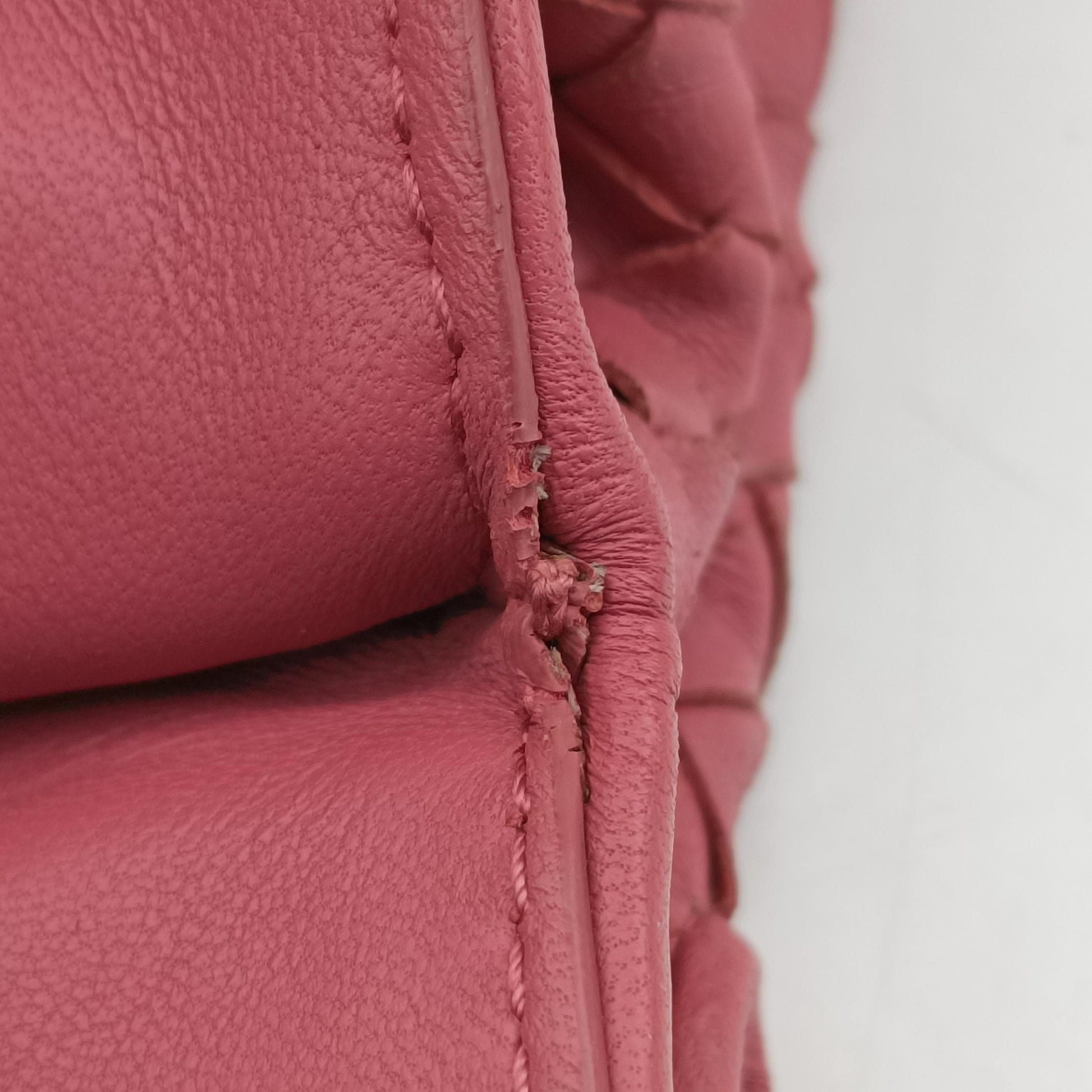 Intrecciato pink lambskin B06158326Jイントレチャート ピンク ラムスキン B06158326J