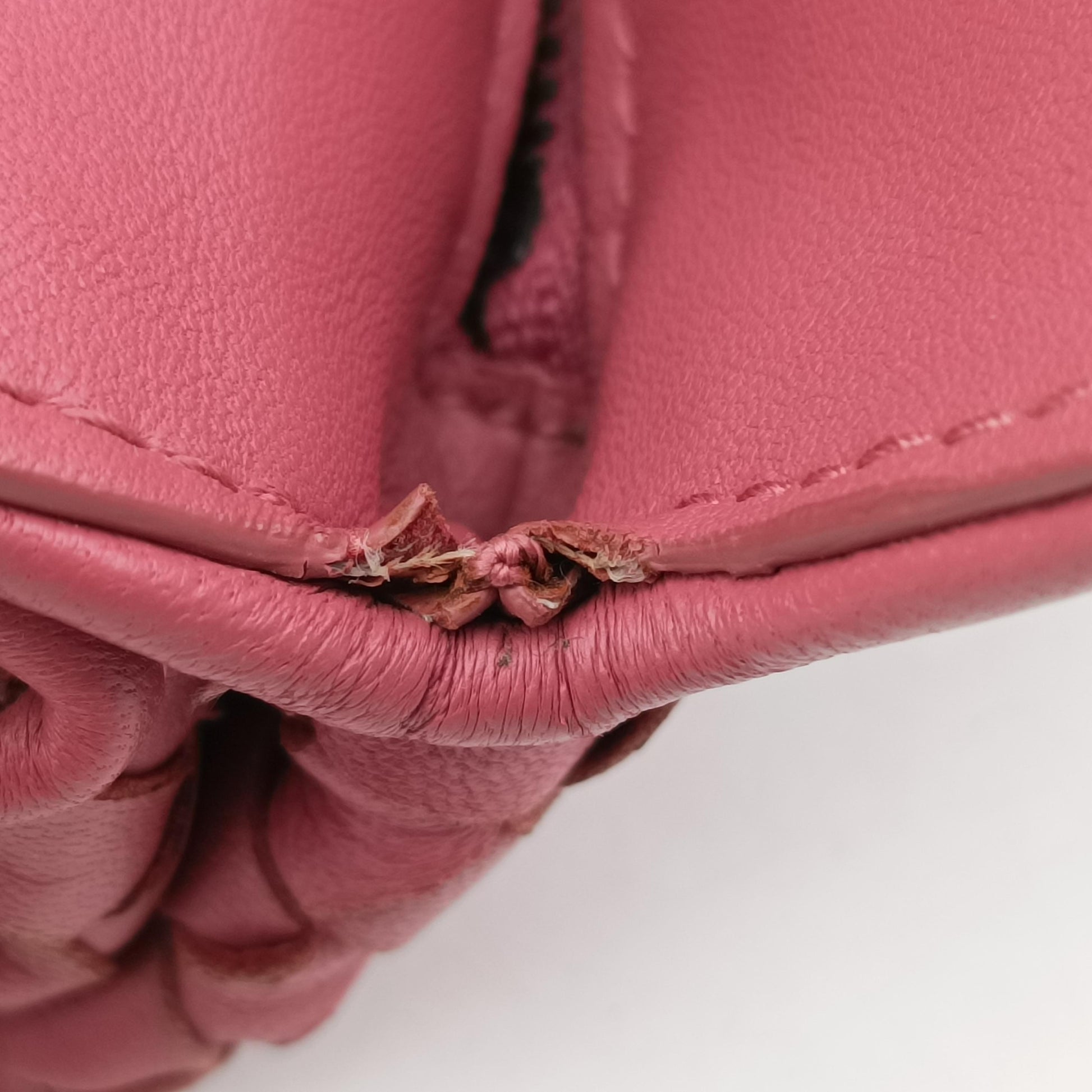 Intrecciato pink lambskin B06158326Jイントレチャート ピンク ラムスキン B06158326J