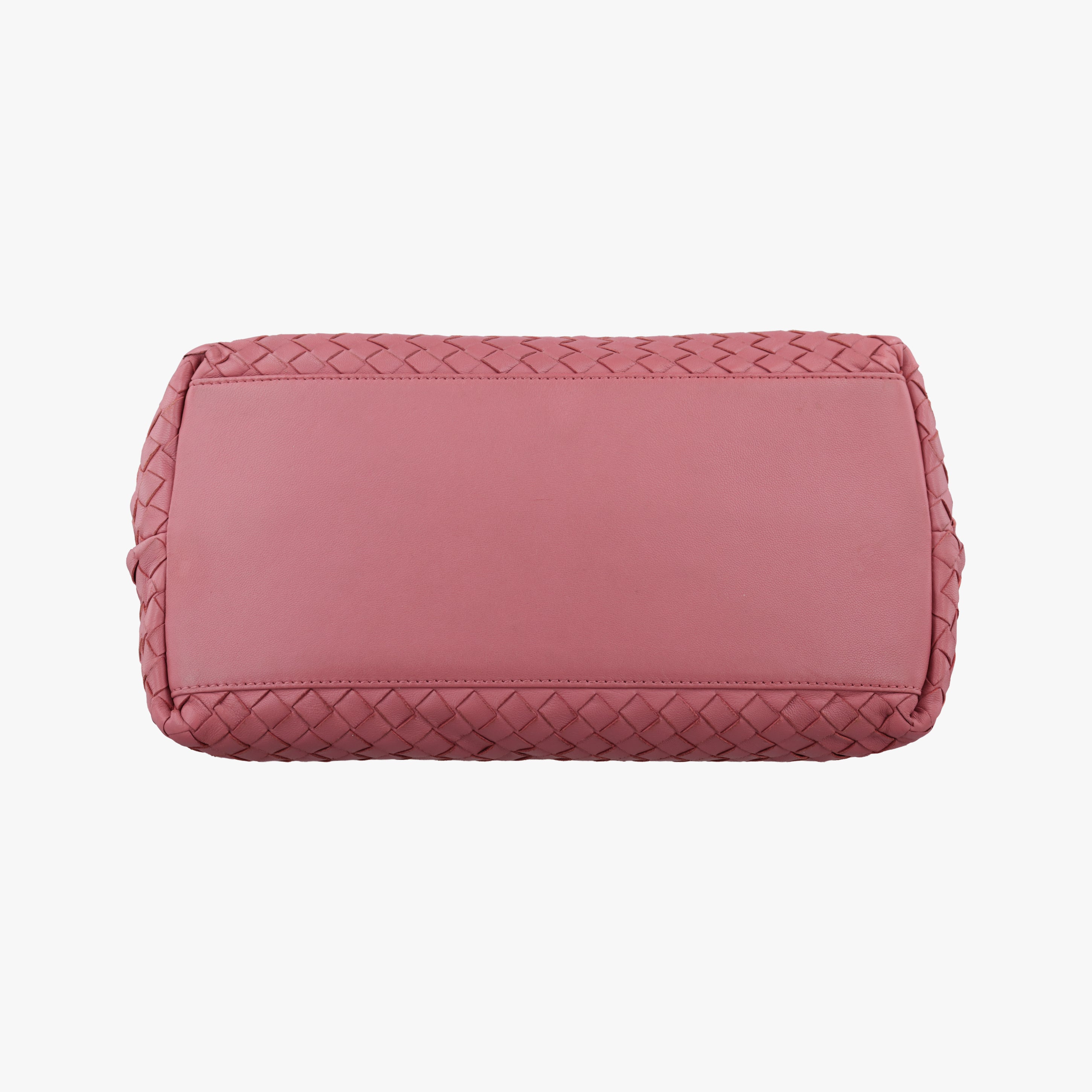 Intrecciato pink lambskin B06158326Jイントレチャート ピンク ラムスキン B06158326J