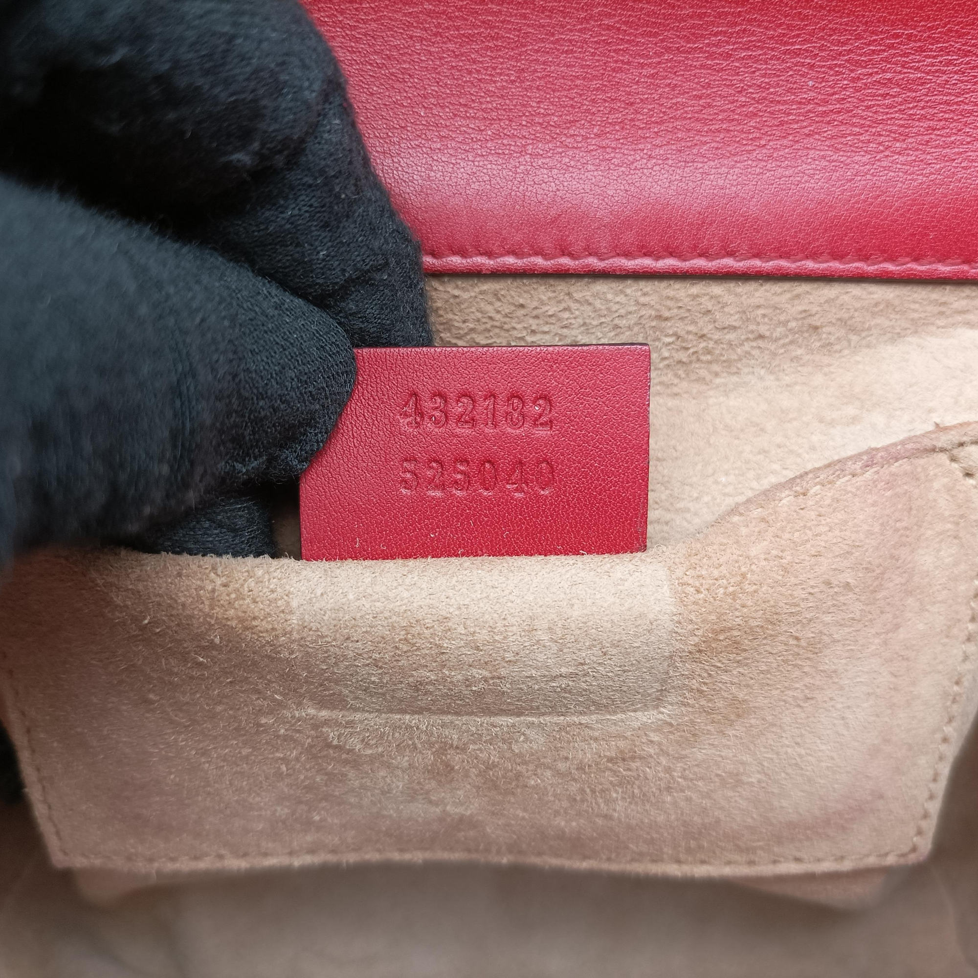 Padlock Red Leather 432182 F021822215パドロック レッド レザー 432182 F021822215