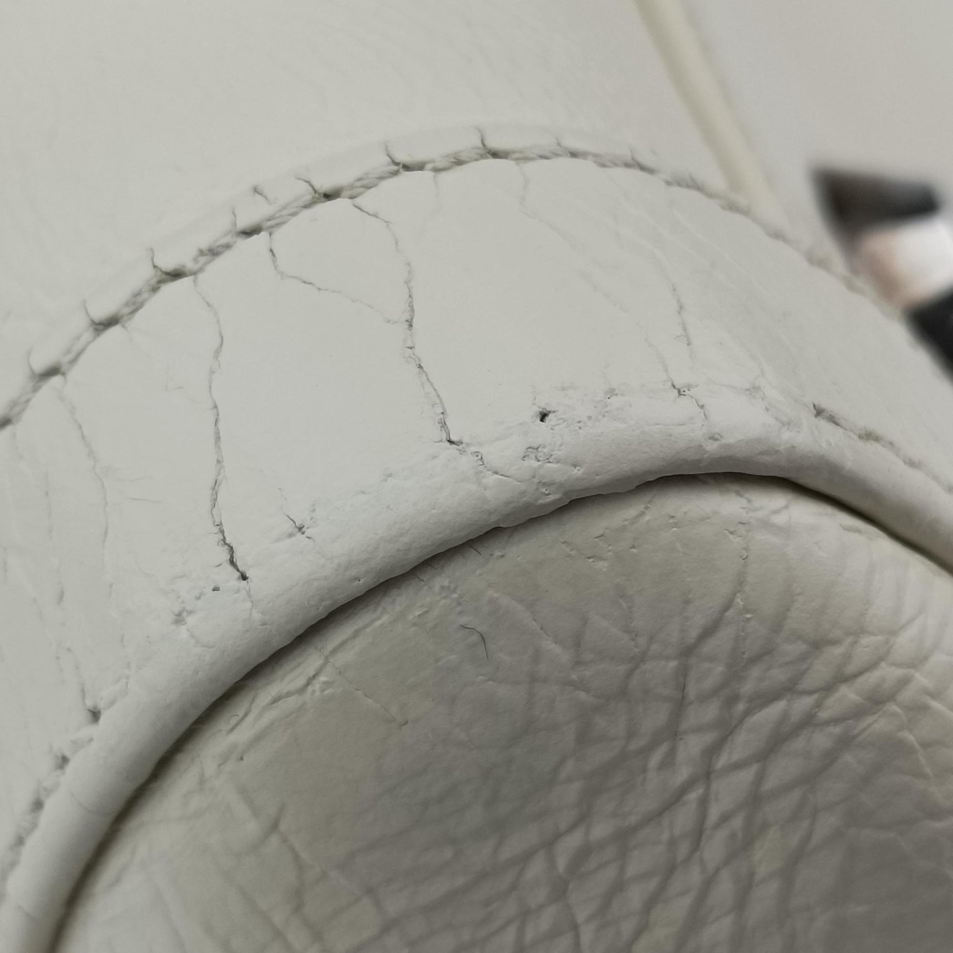 D Logo Mini Boston White Leather 04-BO-0016Dロゴ ミニボストン ホワイト レザー 04-BO-0016