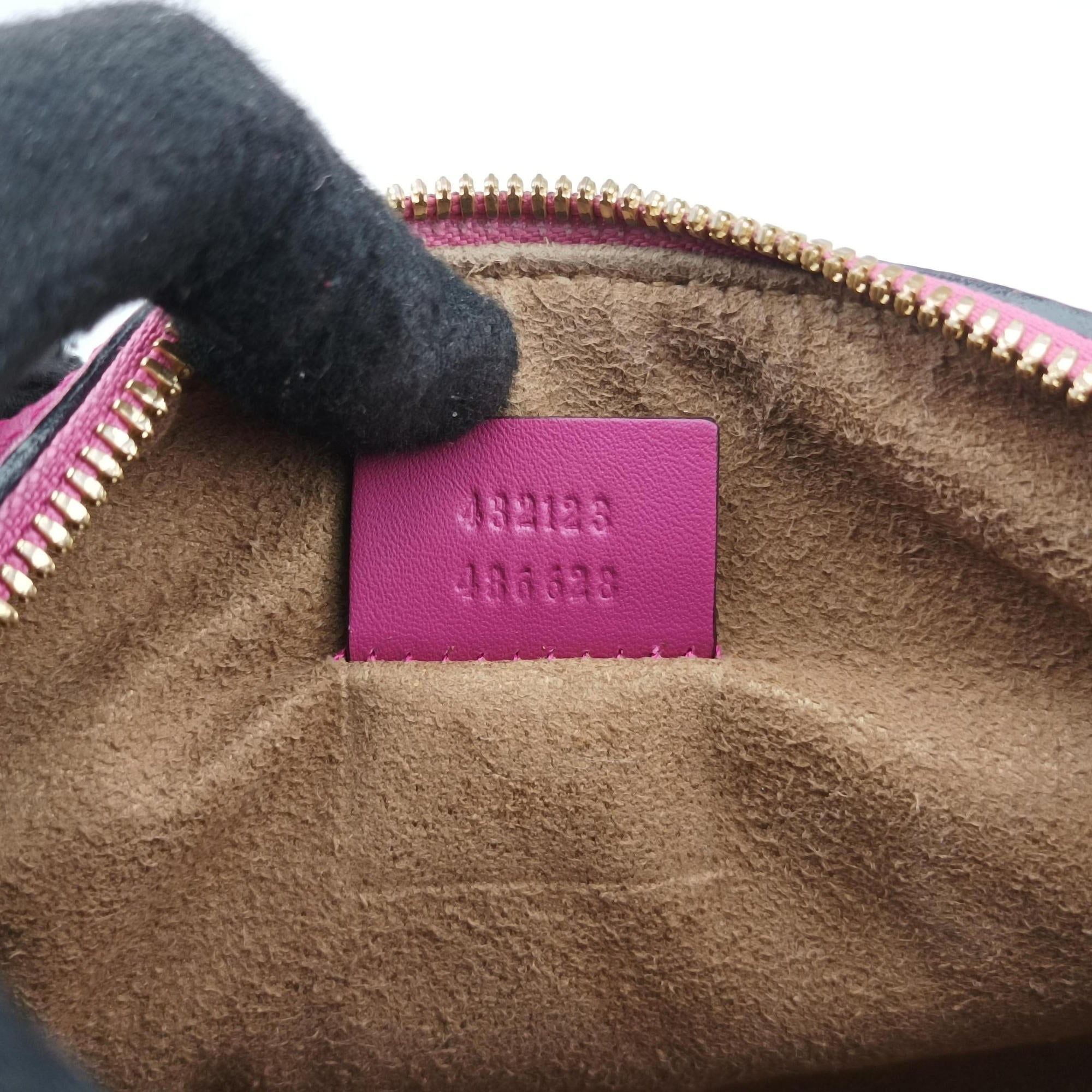 GG SUPREME Beige x Red x Pink PVC coated canvas×leather 432123 B019791425GGスプリーム ベージュ×レッド×ピンク PVCコーティングキャンバス×レザー 432123 B019791425