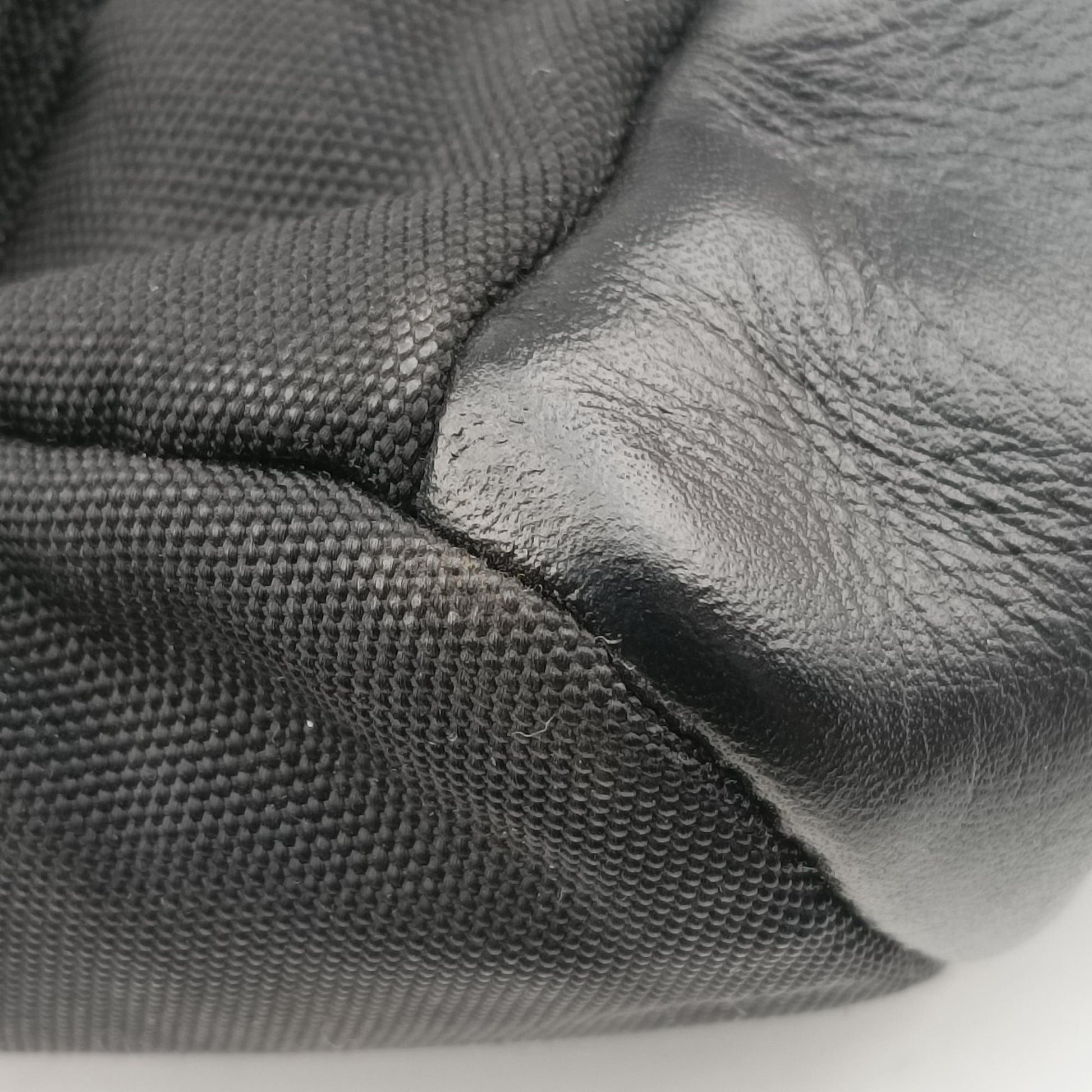 Logo motif Black nylon×leather 003.02 ロゴモチーフ ブラック ナイロン×レザー 003.02 