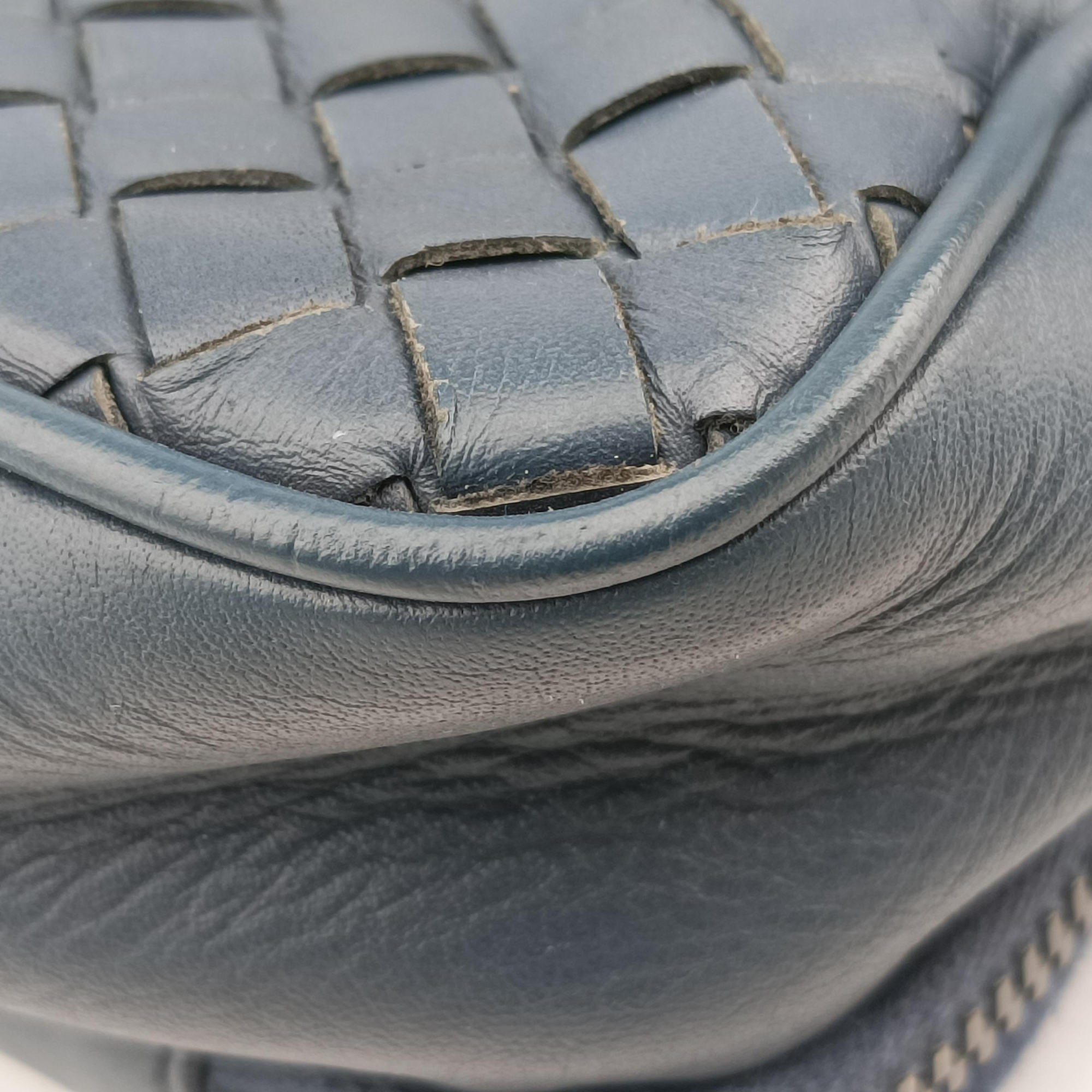 Intrecciato Navy lambskin B06494672Tイントレチャート ネイビー ラムスキン B06494672T