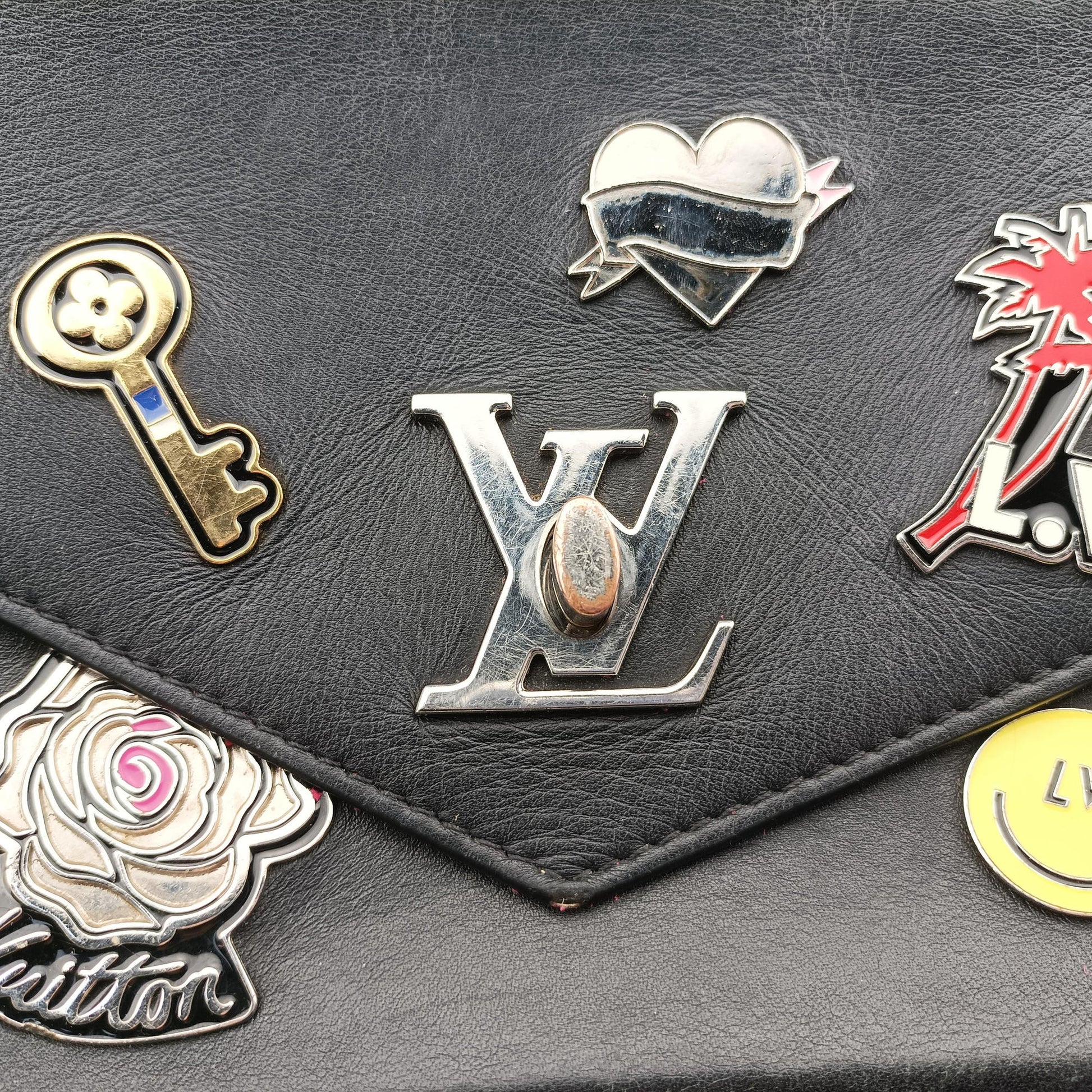 Mylockme Pin BB Black×multicolor leather AR2188 IC Chipマイロックミー ピン BB ブラック×マルチカラー レザー AR2188 ICチップ