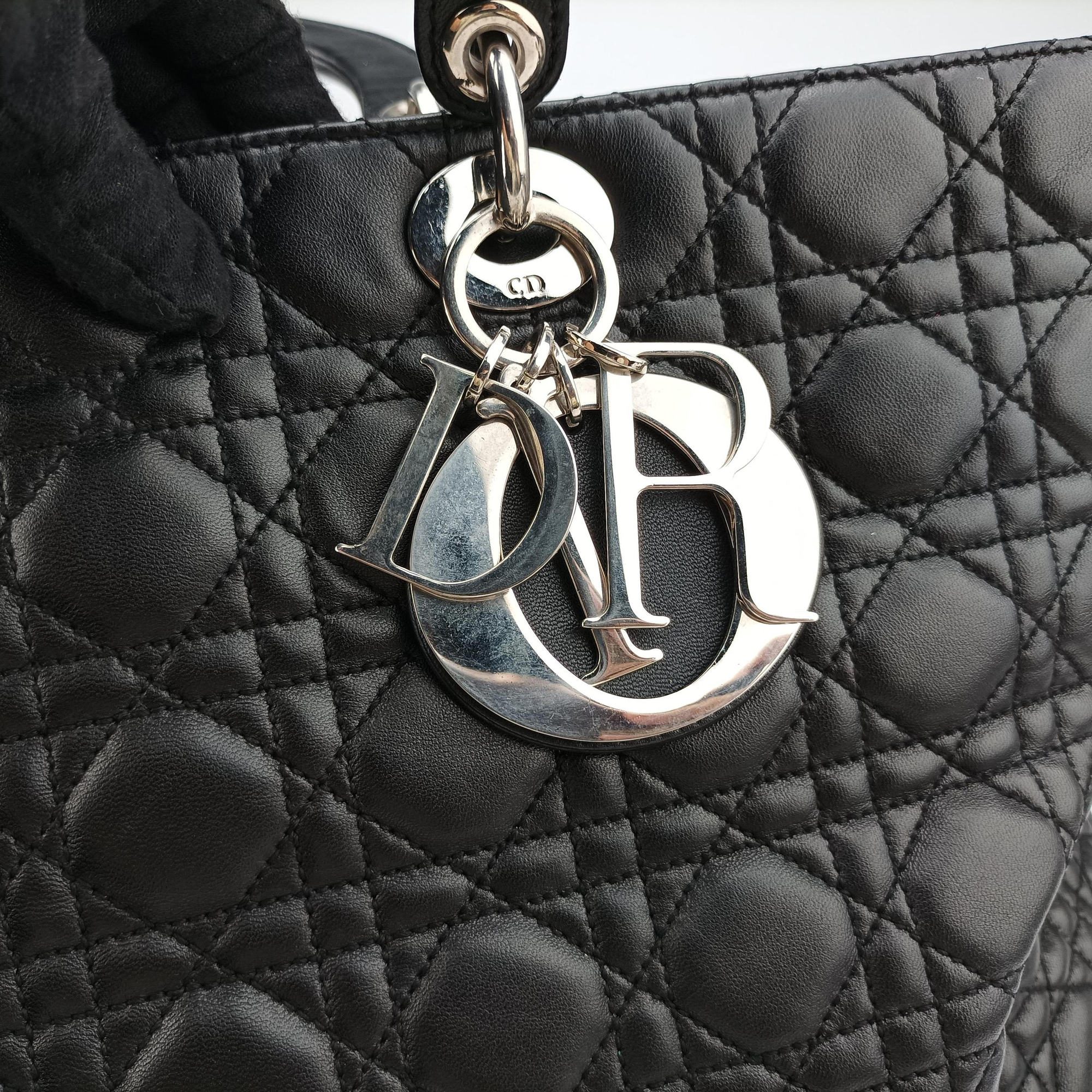 Lady Dior Black lambskin 16-MA-0049レディディオール ブラック ラムスキン 16-MA-0049