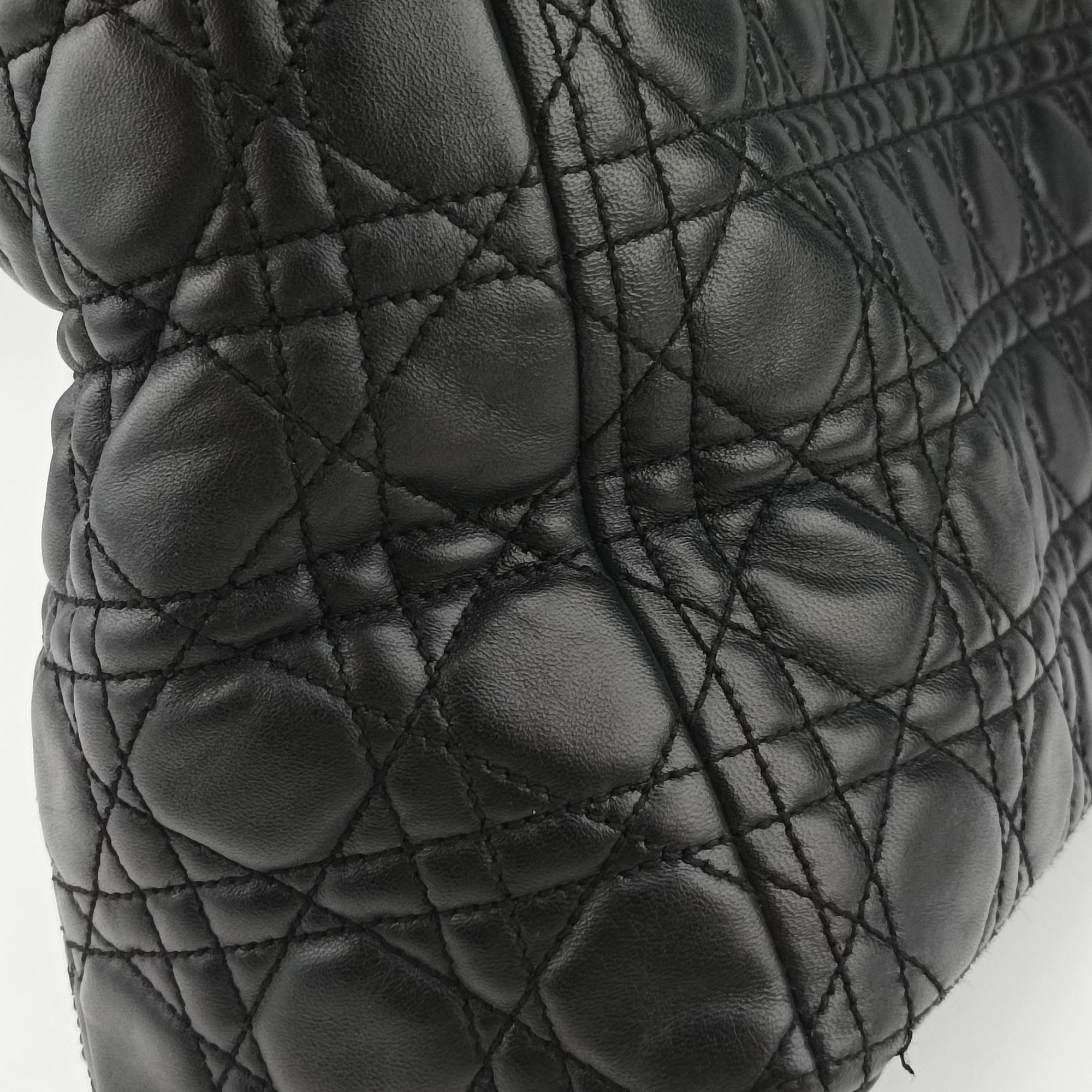 Lady Dior Black lambskin 16-MA-0049レディディオール ブラック ラムスキン 16-MA-0049
