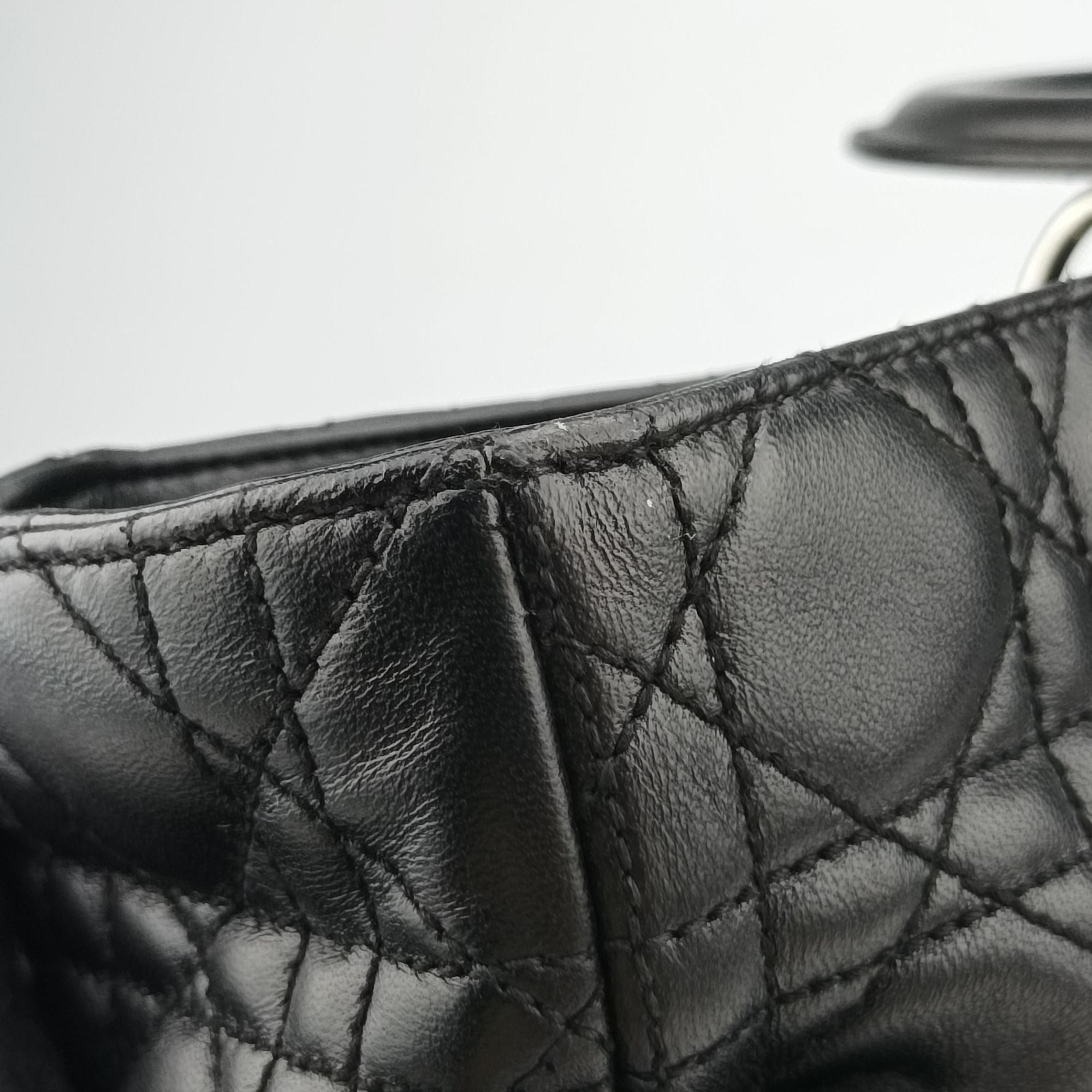 Lady Dior Black lambskin 16-MA-0049レディディオール ブラック ラムスキン 16-MA-0049