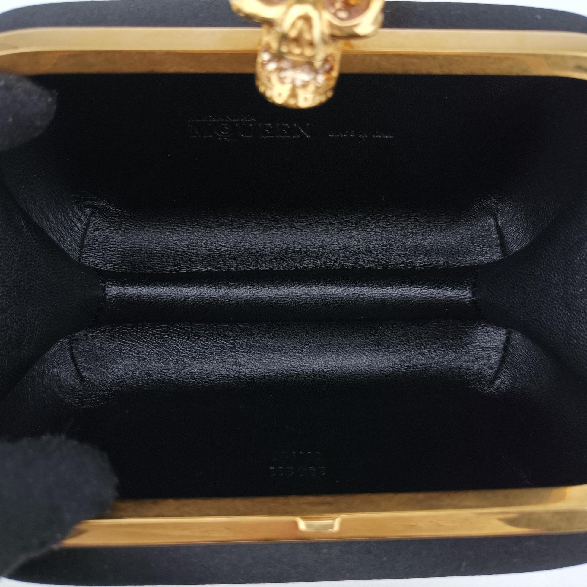 Skull Box Black silk 324211 000926スカルボックス ブラック シルク 324211 000926