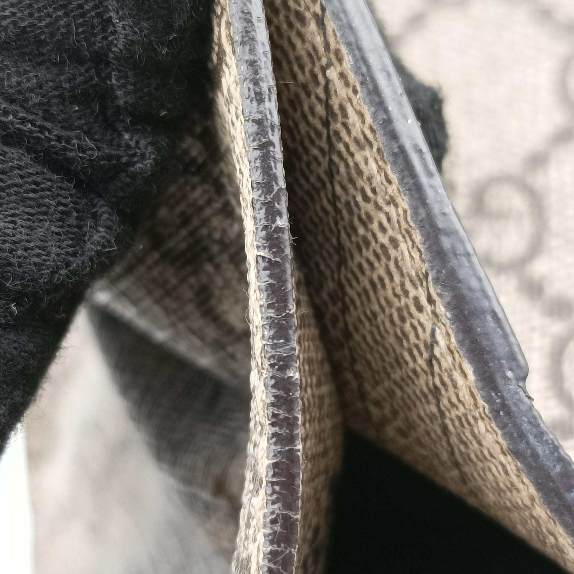 Hourglass Hacker Project Brown PVC coated canvas 681697 C036235430アワーグラス ハッカープロジェクト ブラウン PVCコーティングキャンバス 681697 C036235430