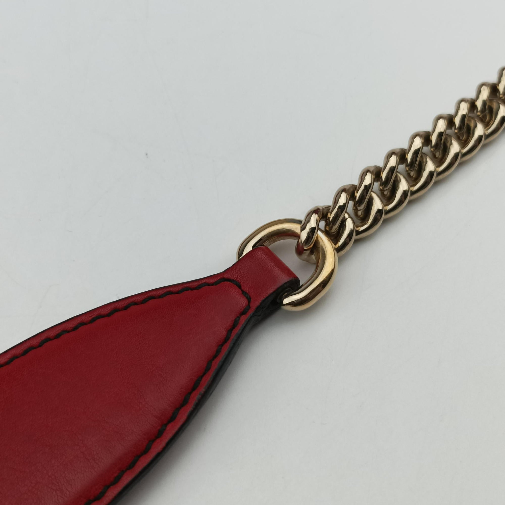 Emily Red Leather 283063 A010826132エミリー レッド レザー 283063 A010826132