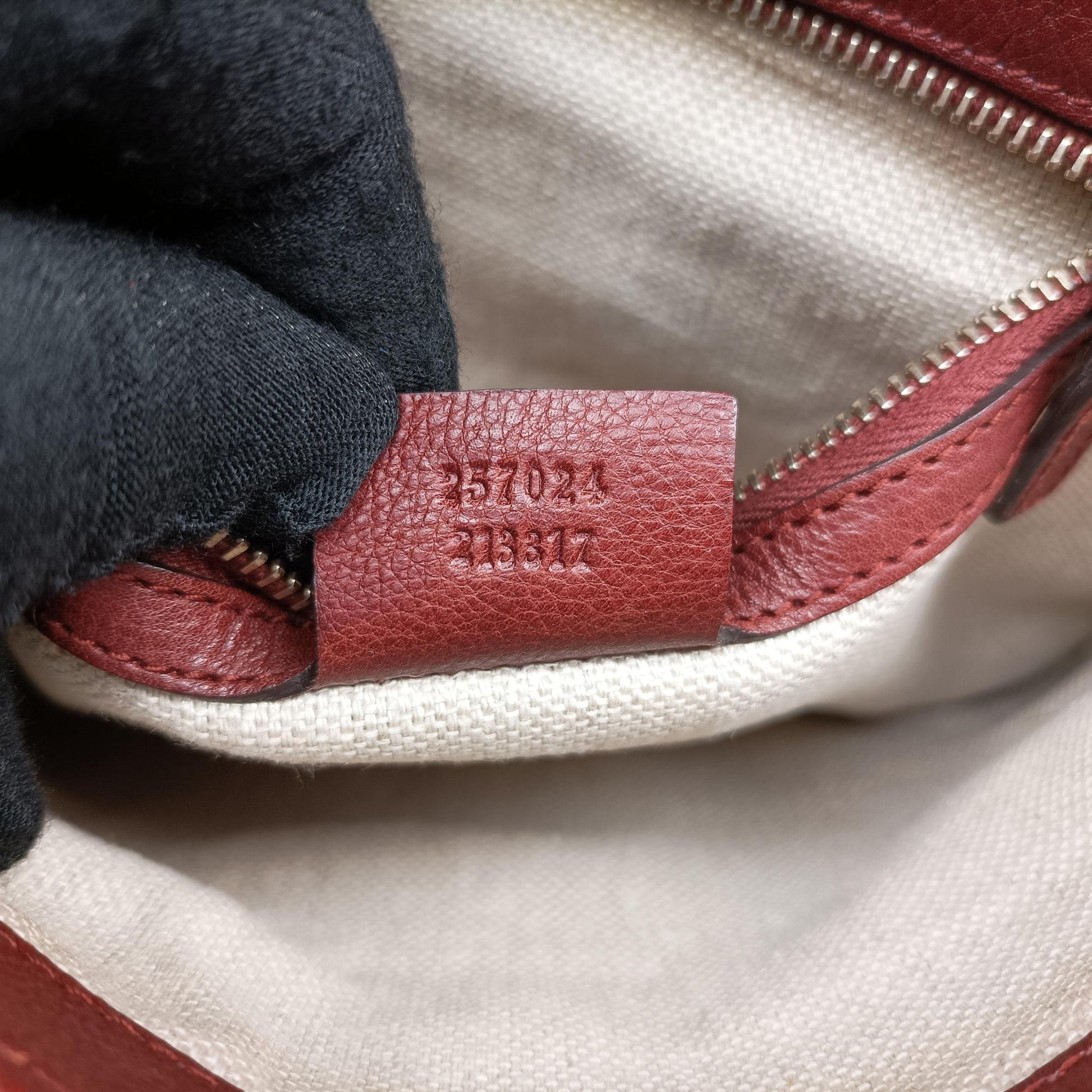 Marrakech Messenger burgundy Leather 257024 A9999260マラケシュ メッセンジャー ワインレッド レザー 257024 A9999260