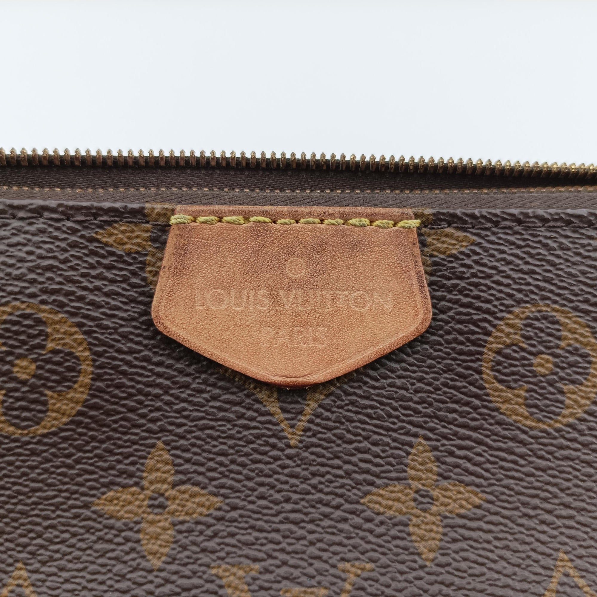 MULTI POCHETTE ACCESSOIRES brown×khaki Monogram Canvas M44840 CA0211ミュルティポシェットアクセソワール モノグラム/ブラウン×カーキ モノグラムキャンバス M44840 CA0211