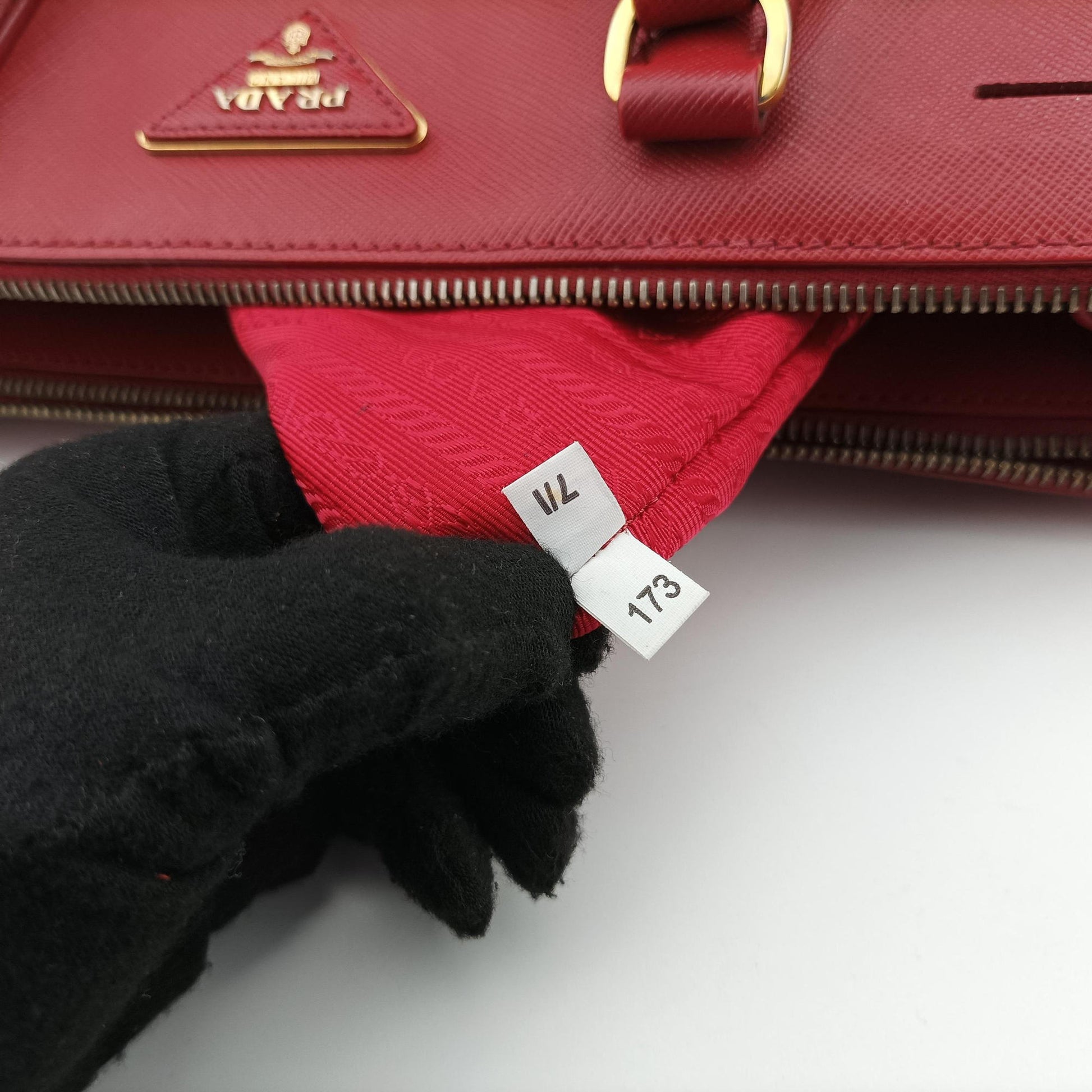 Galleria Red SAFFIANO Leather BN1786 7/I 173ガレリア レッド サフィアーノレザー BN1786 7/I 173