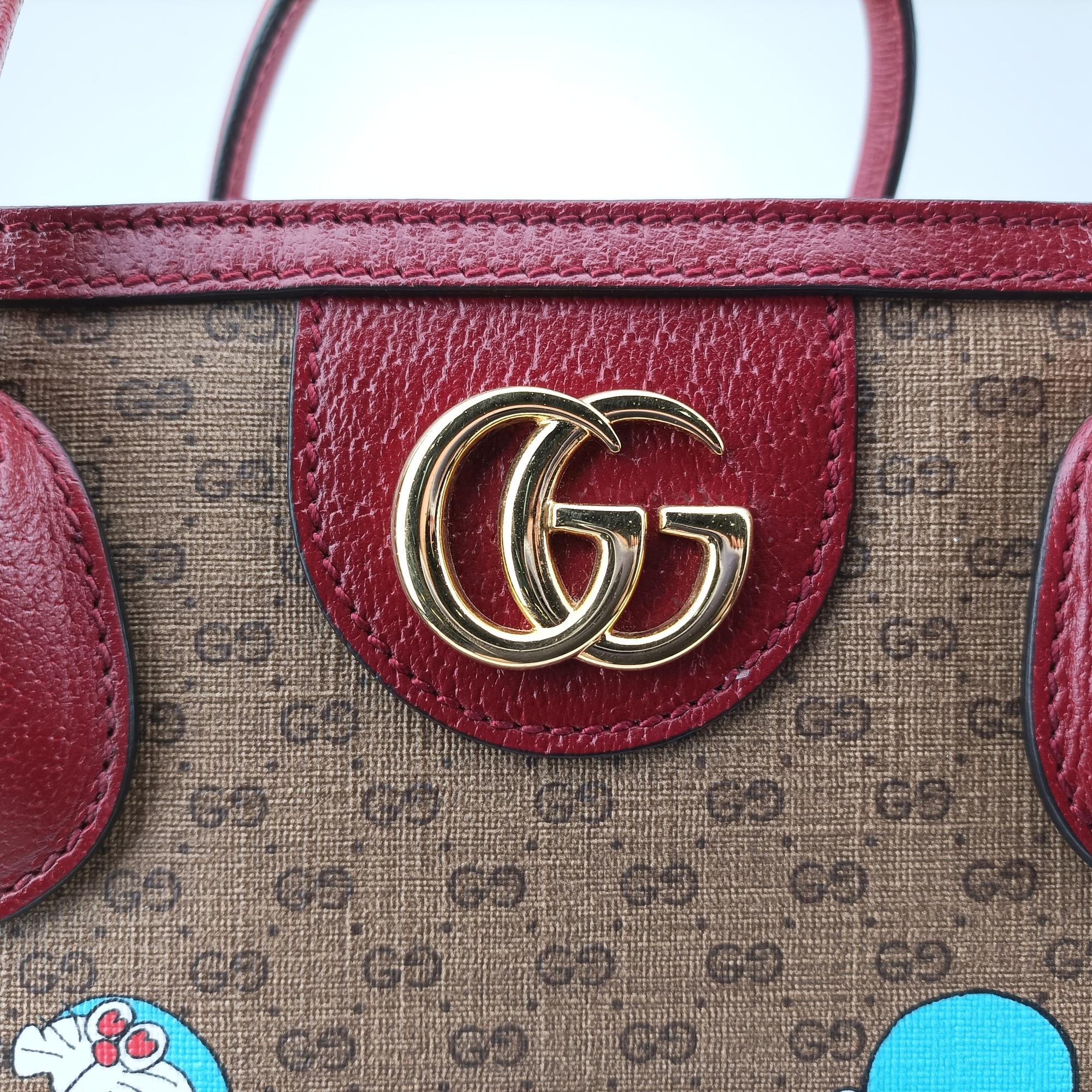 Fujiko-Pro Doraemon Micro GG Supreme Beige × Red × Multicolor PVC coated canvas 653952 F033863316フジコ プロ ドラえもん マイクロGGスプリーム ベージュ×レッド×マルチカラー PVCコーティングキャンバス 653952 F033863316