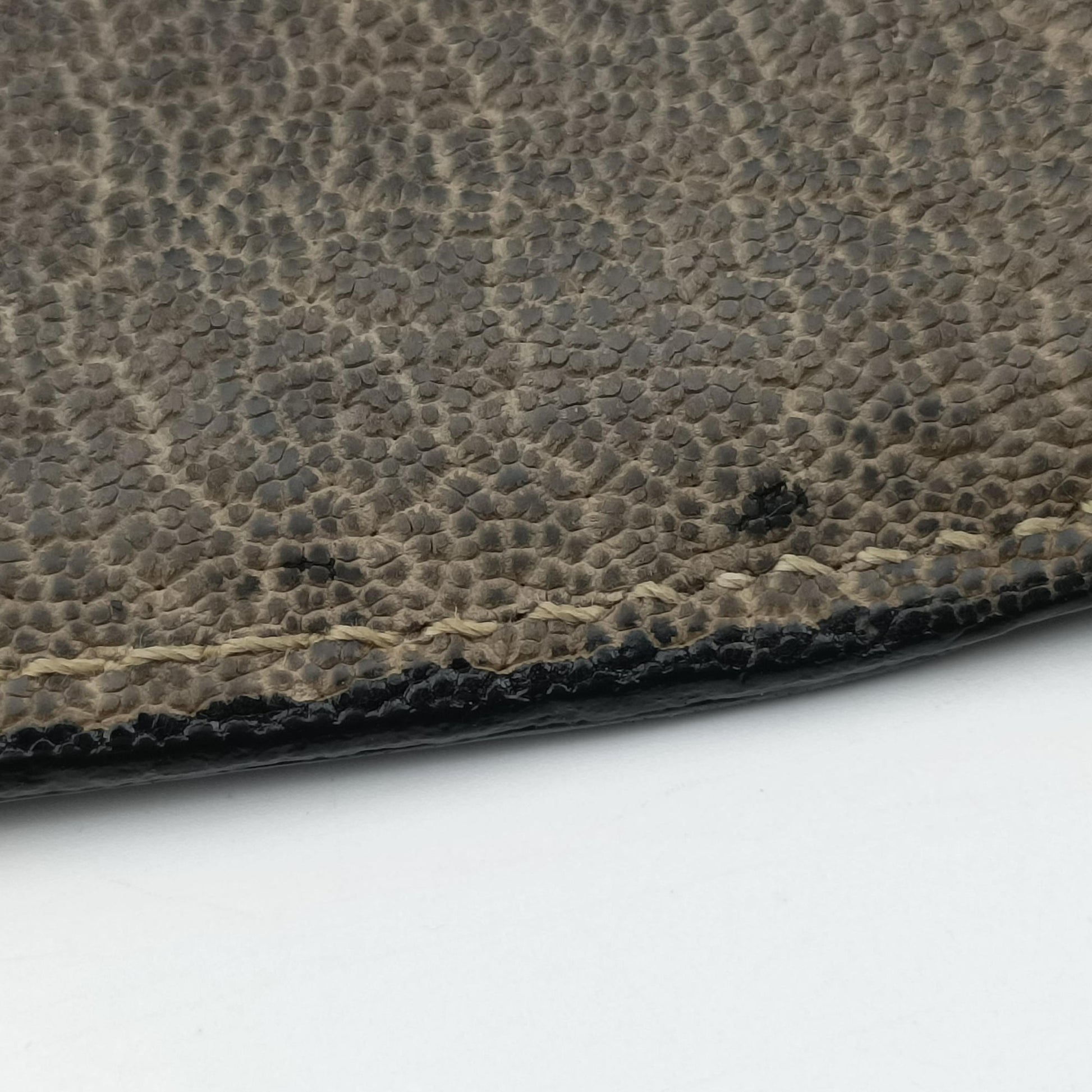Exotic  Grey Leather エキゾチック グレー レザー 