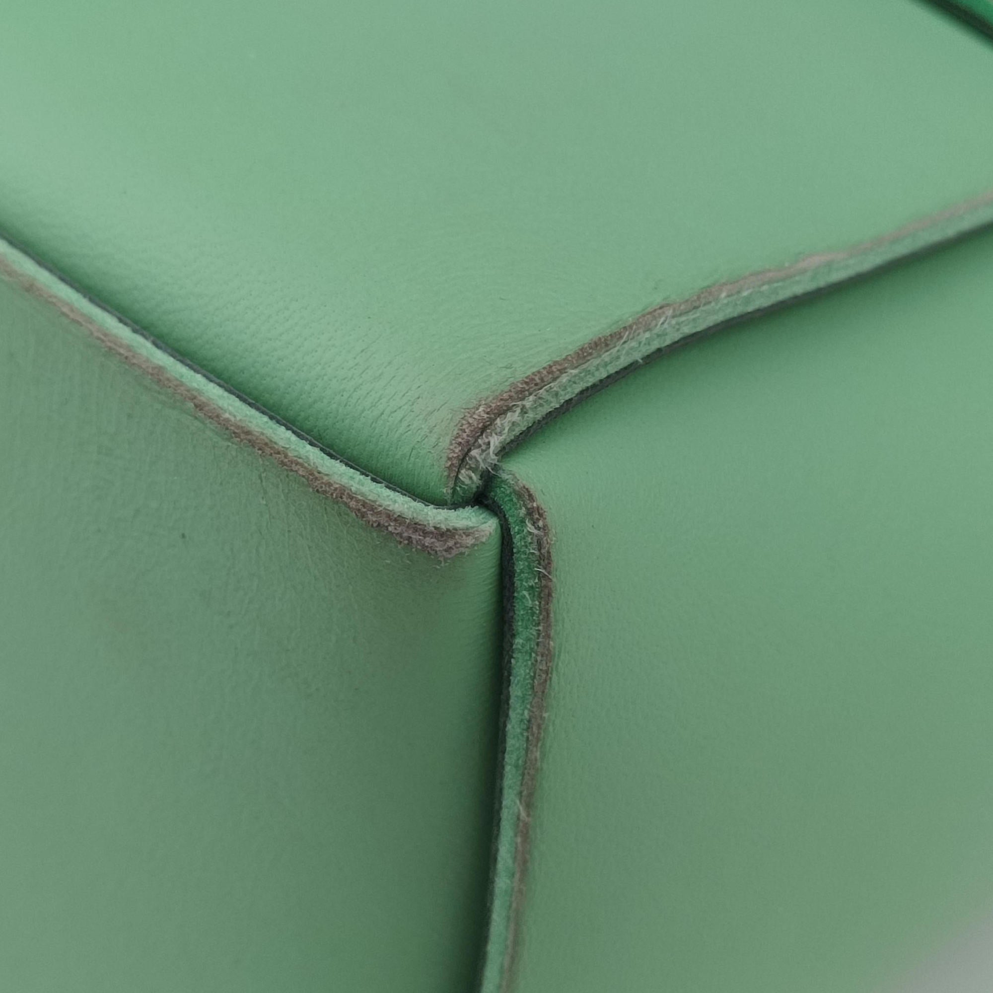 THE ARCO Tote Green lambskin R00006760Oザ アルコ トート グリーン ラムスキン R00006760O