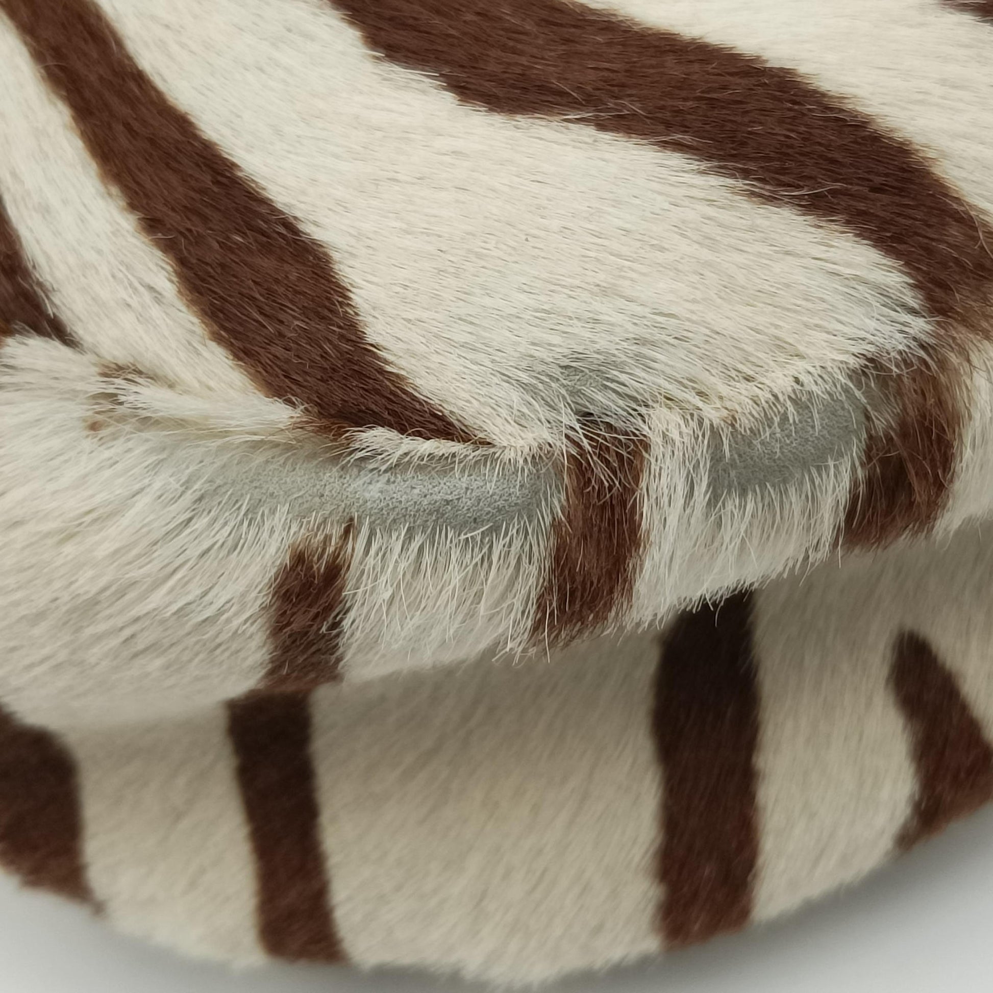 AnimalierZebra Print Brown×White Moro Pony Hair 50アニマリエ ゼブラ柄 ブラウン×ホワイト ハラコ 50