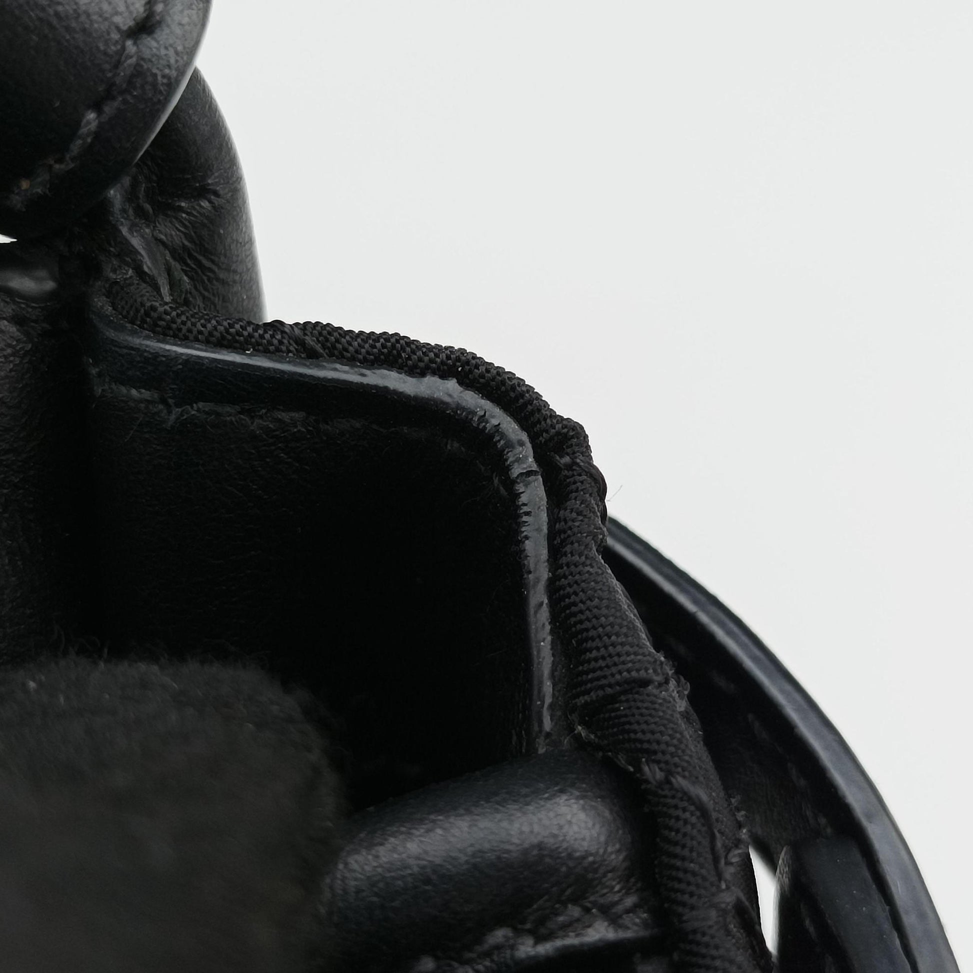 Corsaire Black Leather x nylon 180/Rコルセア ブラック レザー x ナイロン 180/R