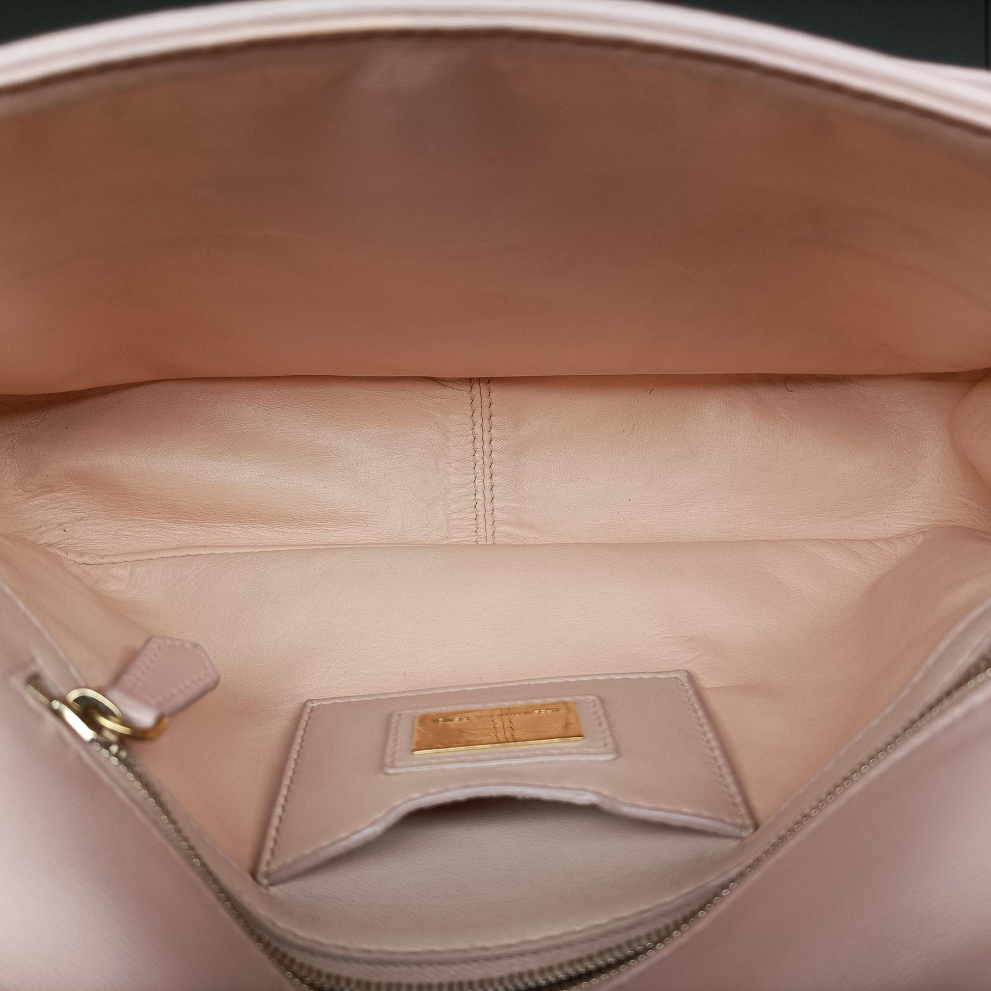 Be Baguette Pink Leather 8BR677 8BR677-P05-148-2566ビー バゲット ピンク レザー 8BR677 8BR677-P05-148-2566