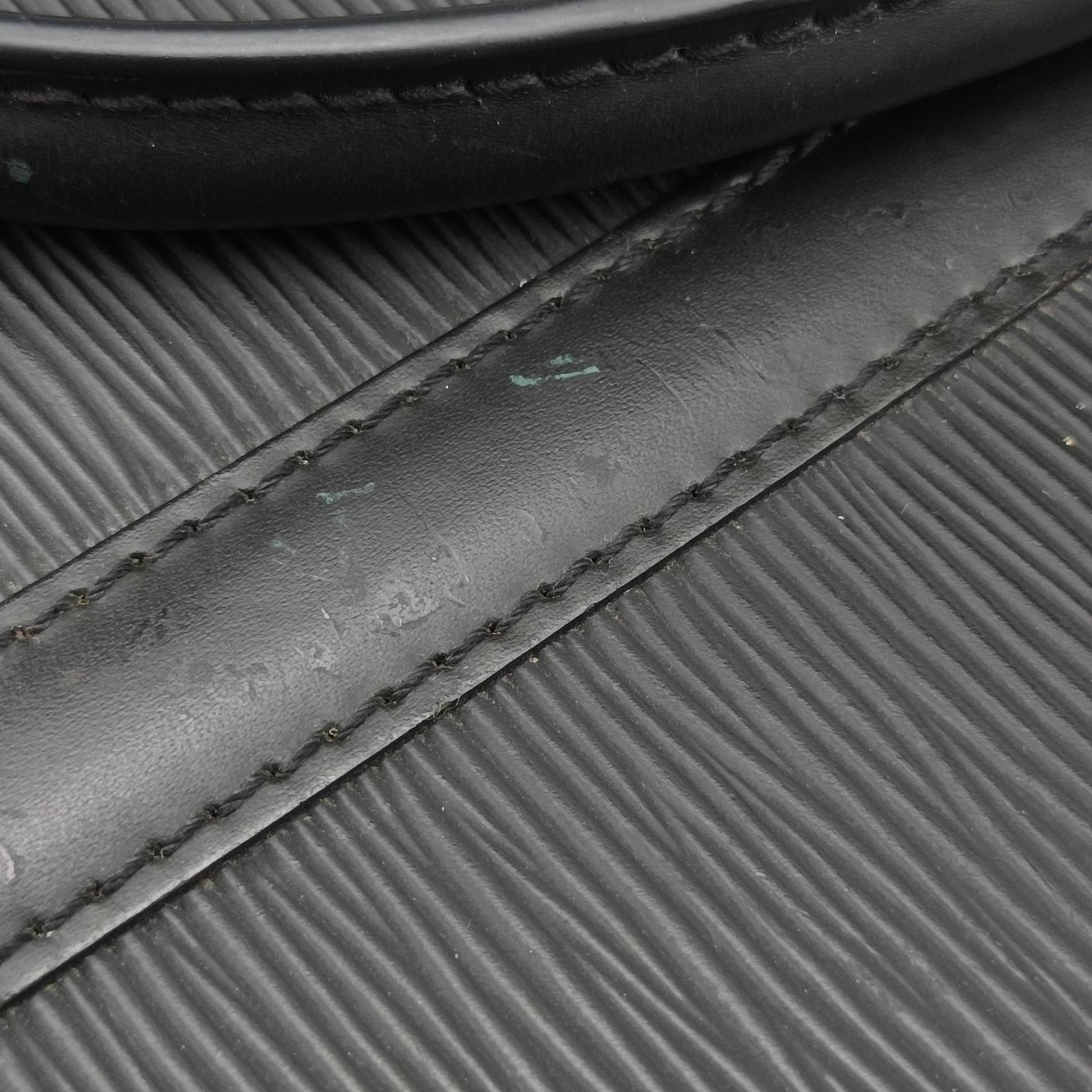 Porto Document Voyage Black Epi M59162 BA2049ポルトドキュメントボヤージュ ブラック エピ M59162 BA2049