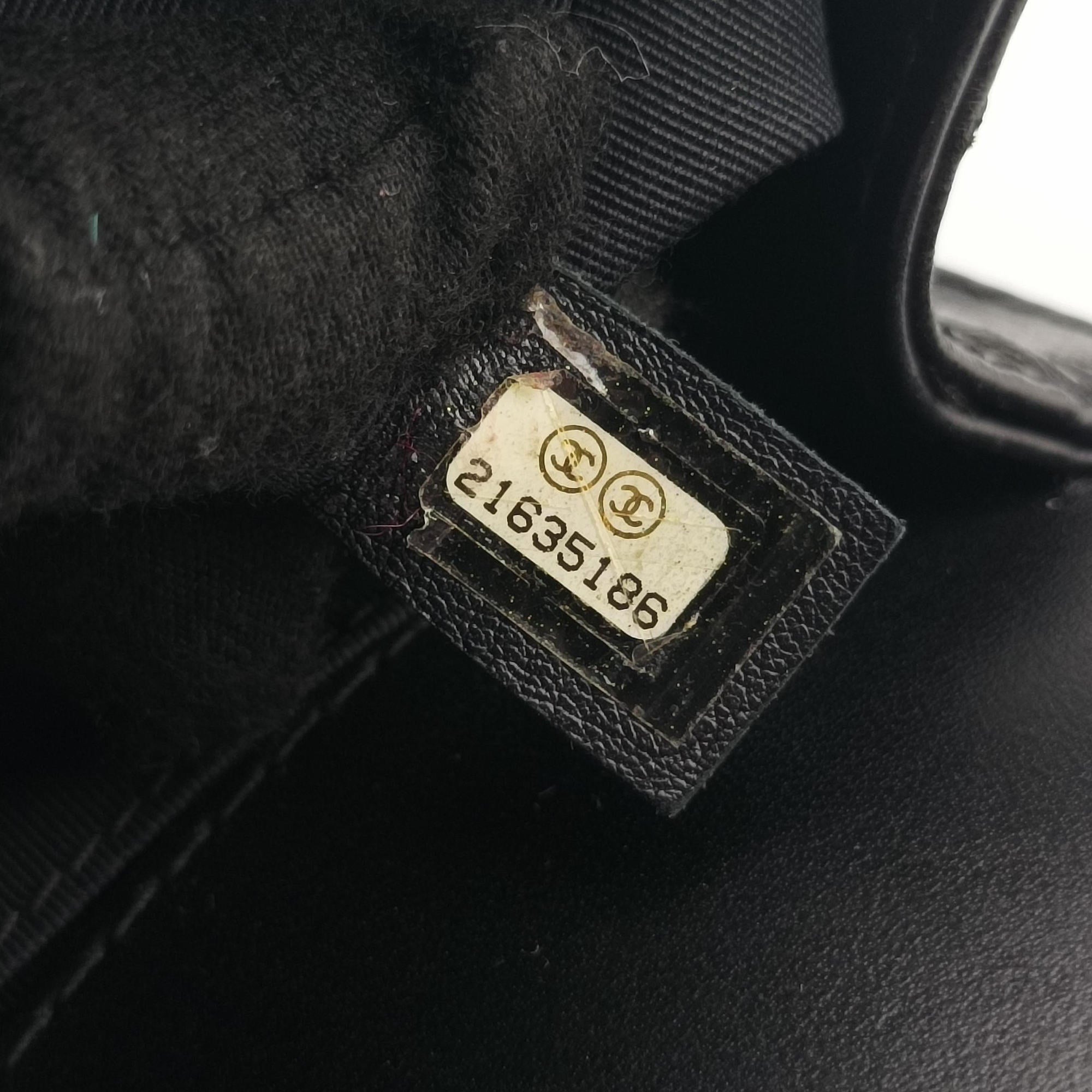 BOY CHANEL Black lambskin A67086 21635186ボーイシャネル ブラック ラムスキン A67086 21635186