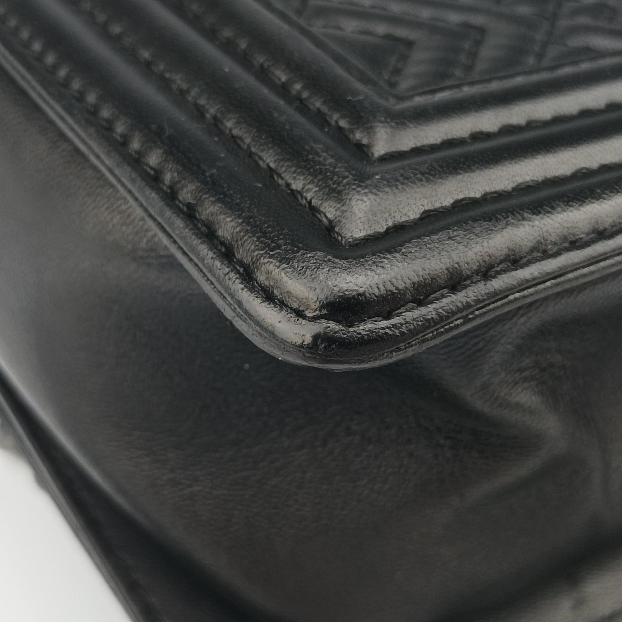 BOY CHANEL Black lambskin A67086 21635186ボーイシャネル ブラック ラムスキン A67086 21635186