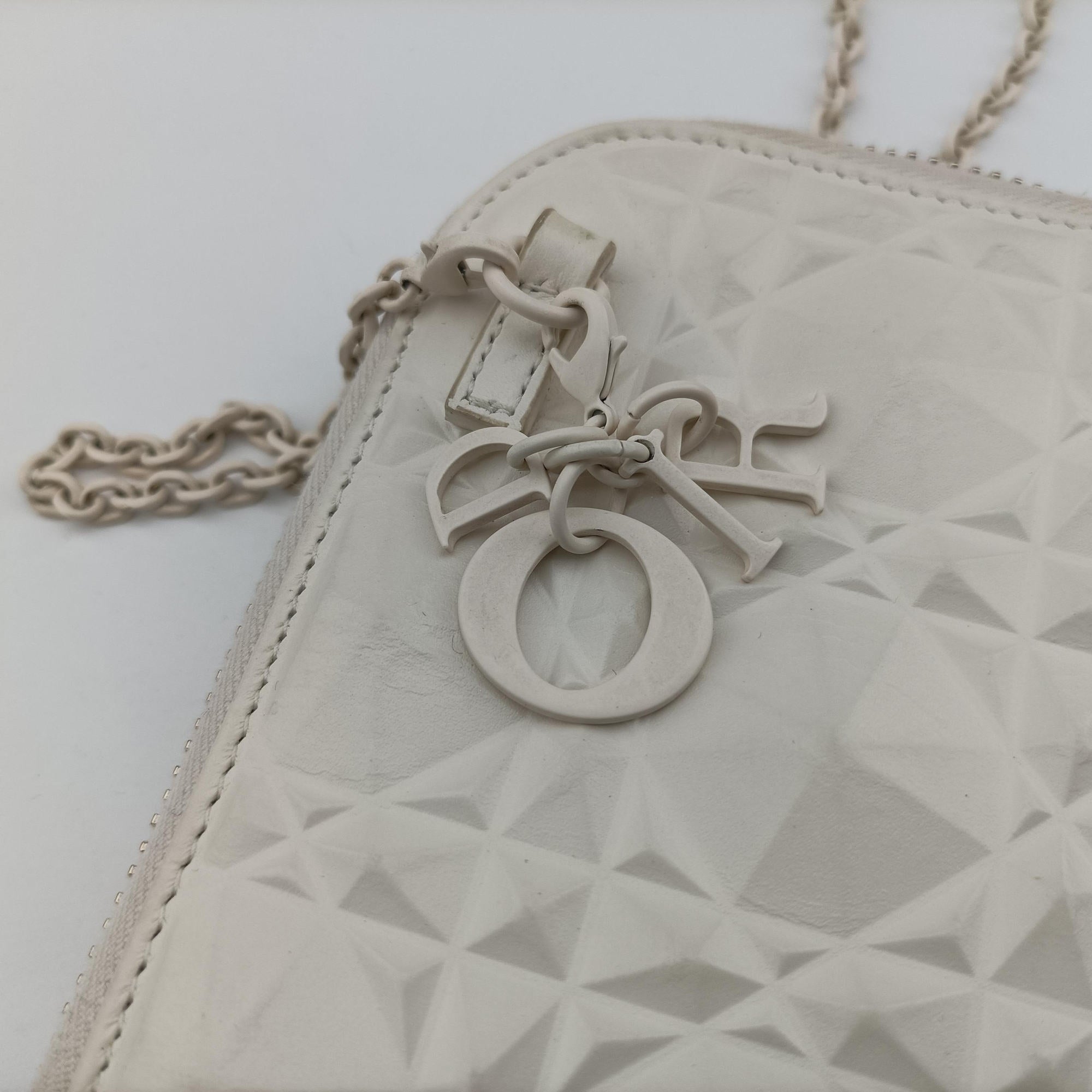 Lady Dior Call'in Dior White Leather 43-MA-0212レディ ディオール コーリンディオール ホワイト レザー 43-MA-0212