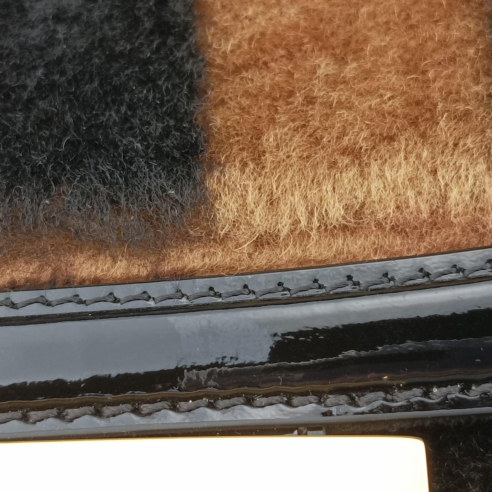 BAGUETTE Brown×Black fur×patent 8BR771 8BR771-A9Y2-199-10429バケット ブラウン×ブラック ファー×パテント 8BR771 8BR771-A9Y2-199-10429