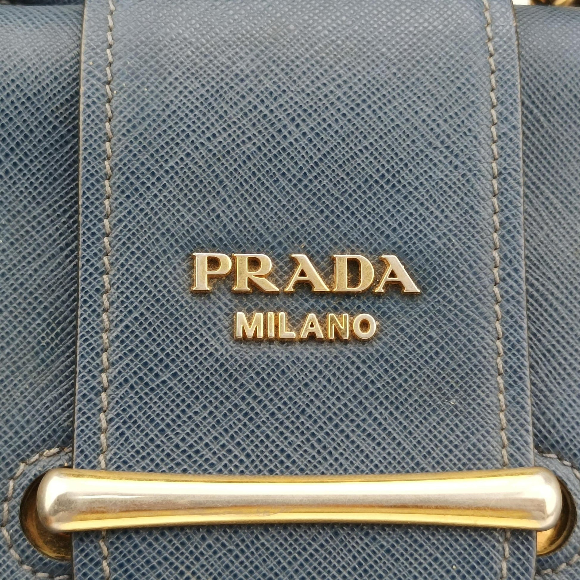 Sidonie Blue SAFFIANO　Leather 1BD219 25 Fシドニー ブルー サフィアーノレザー 1BD219 25 F