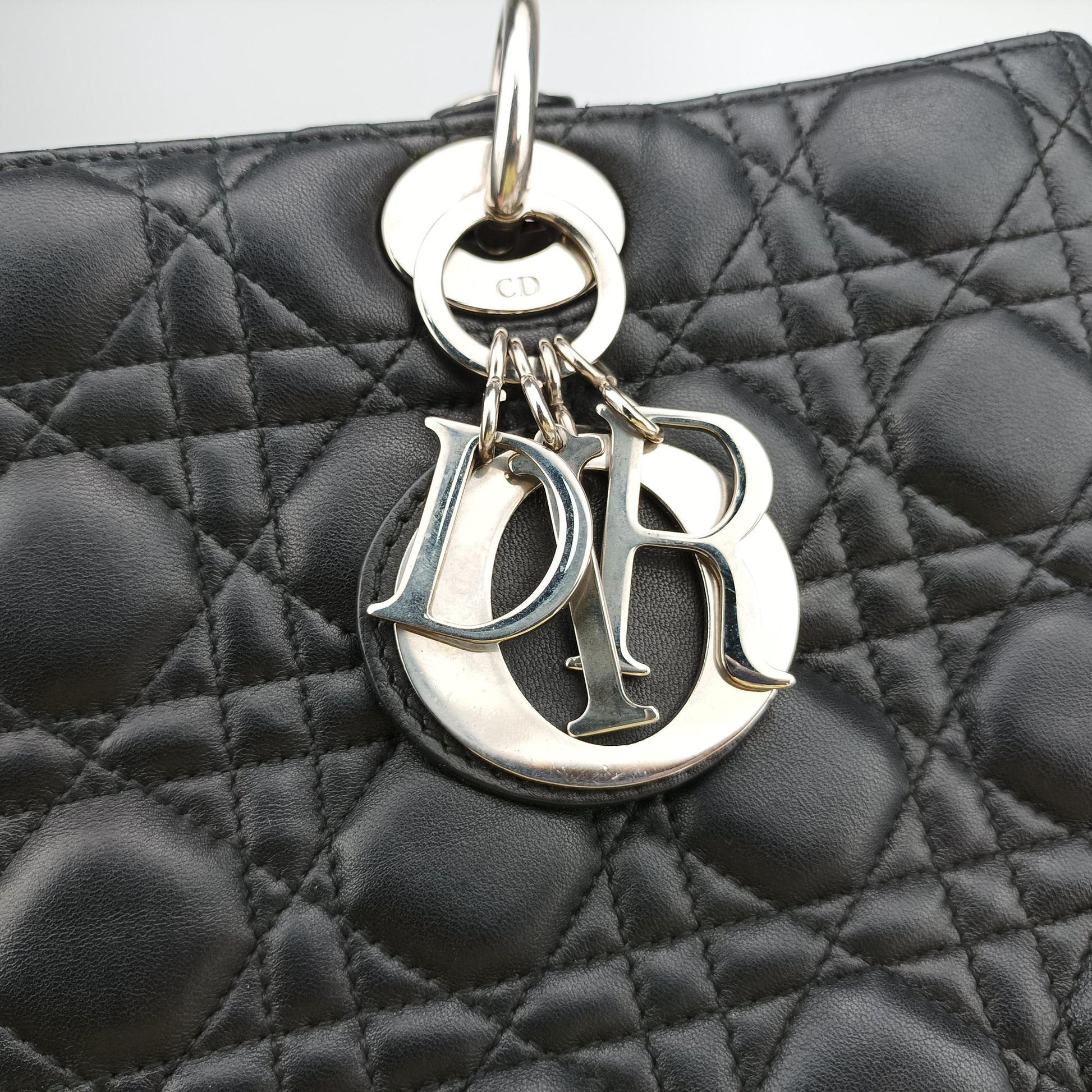 Lady Dior Black lambskin 08-MA-0151レディディオール ブラック ラムスキン 08-MA-0151