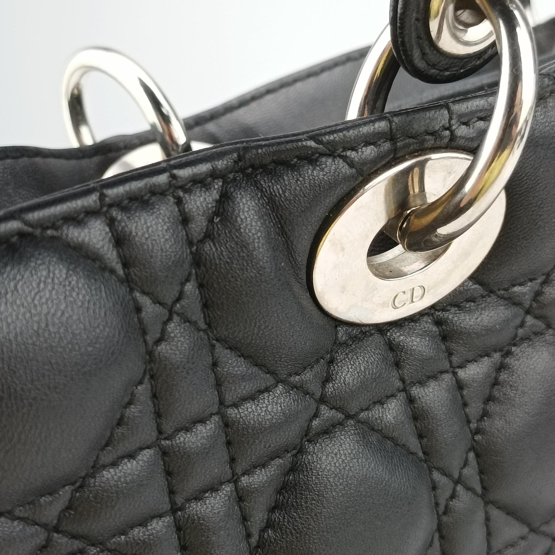 Lady Dior Black lambskin 08-MA-0151レディディオール ブラック ラムスキン 08-MA-0151