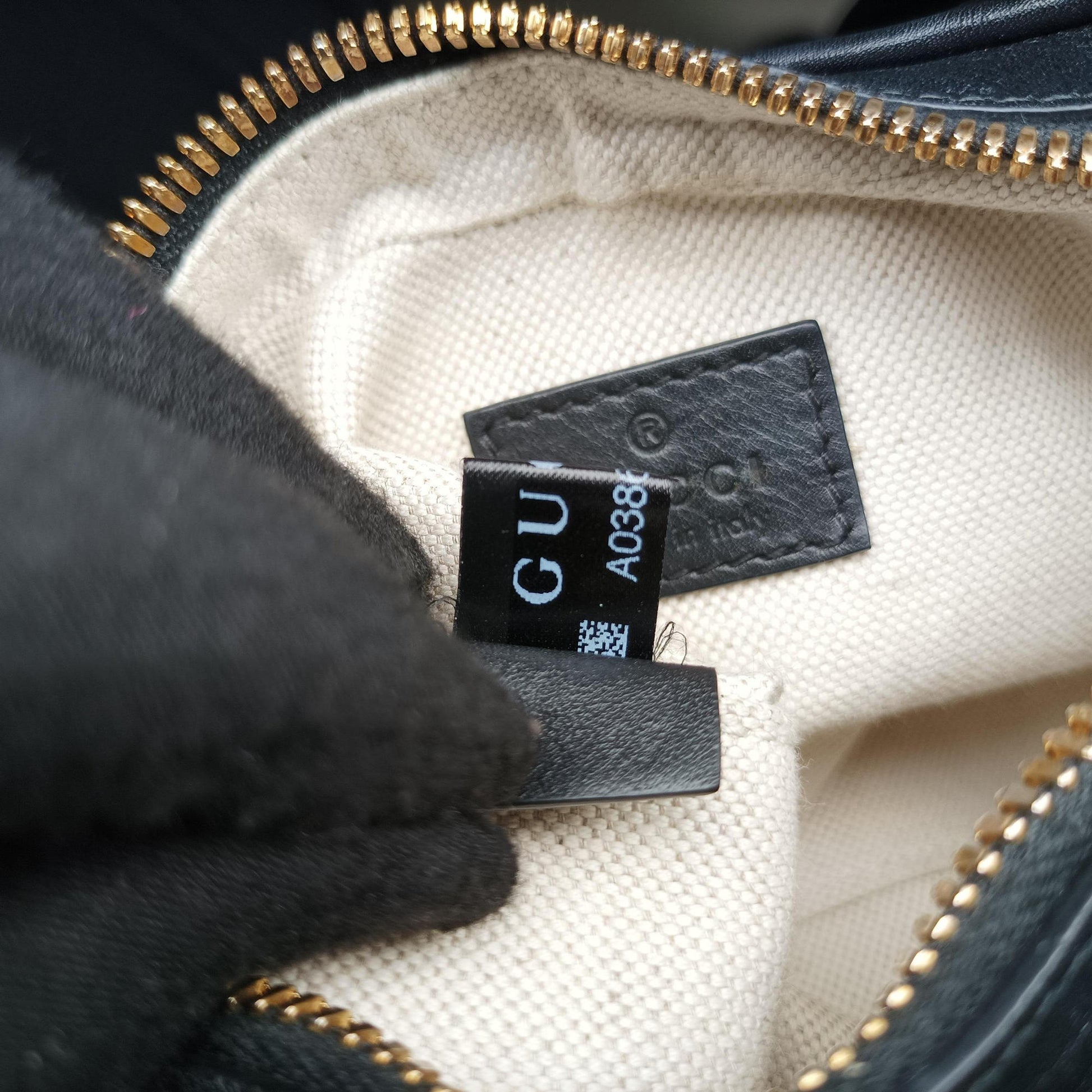 ATTACHE Black Leather 699409 A038617897アタッシェ ブラック レザー 699409 A038617897
