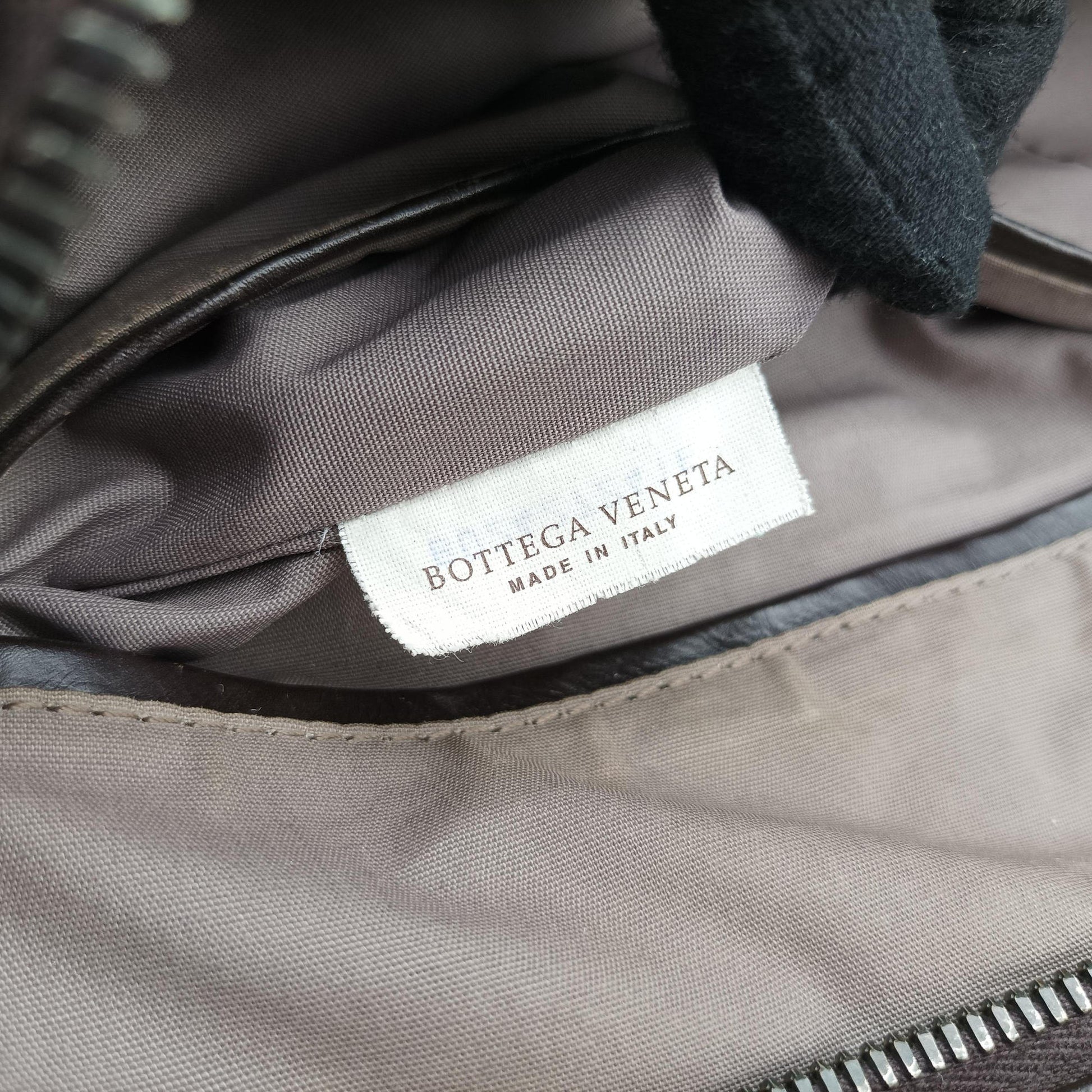 Intrecciato Brown lambskin B02427241Eイントレチャート ブラウン ラムスキン B02427241E