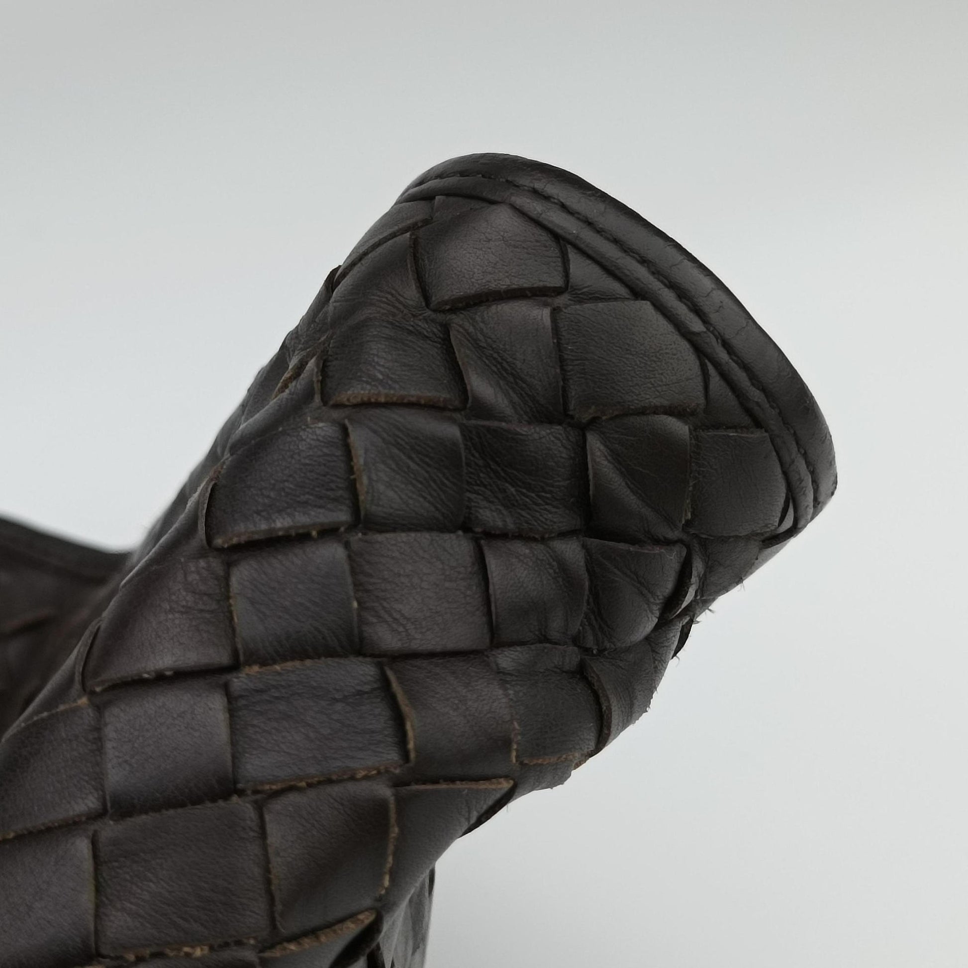 Intrecciato Brown lambskin B02427241Eイントレチャート ブラウン ラムスキン B02427241E