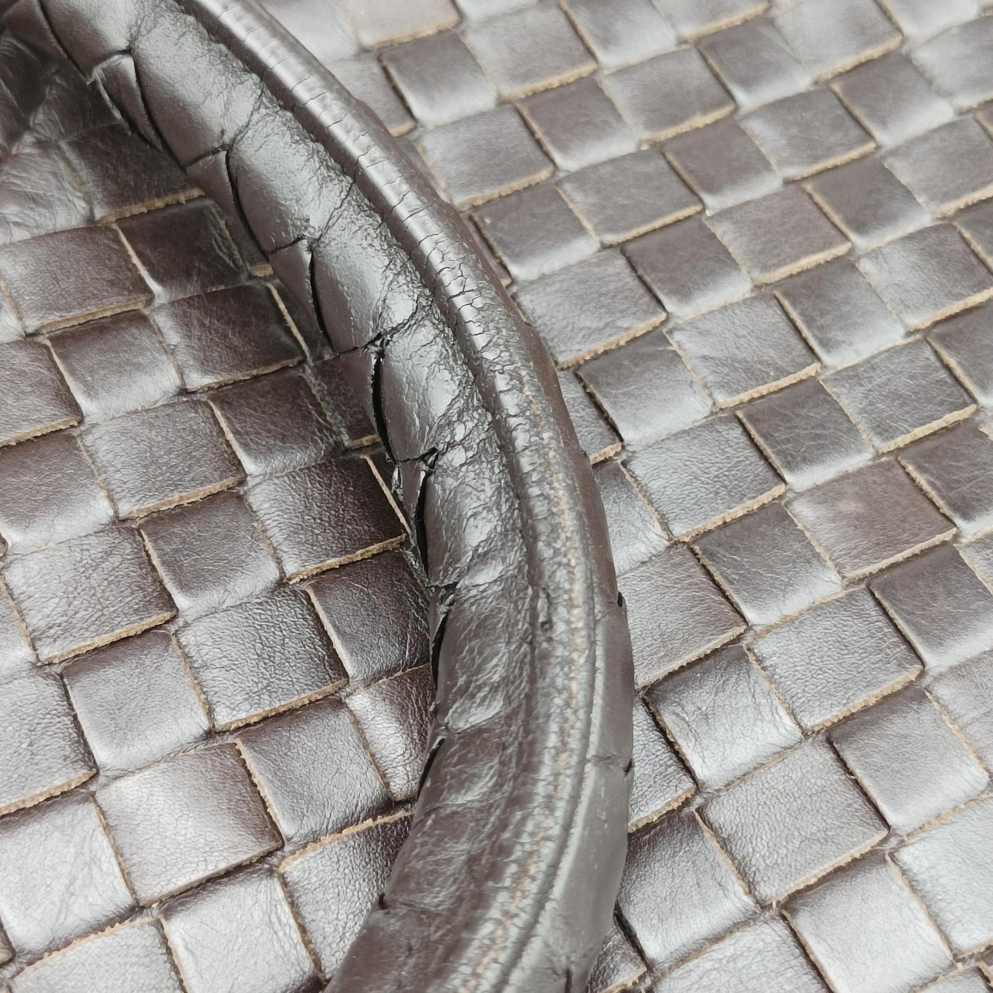 Intrecciato Brown lambskin B02427241Eイントレチャート ブラウン ラムスキン B02427241E