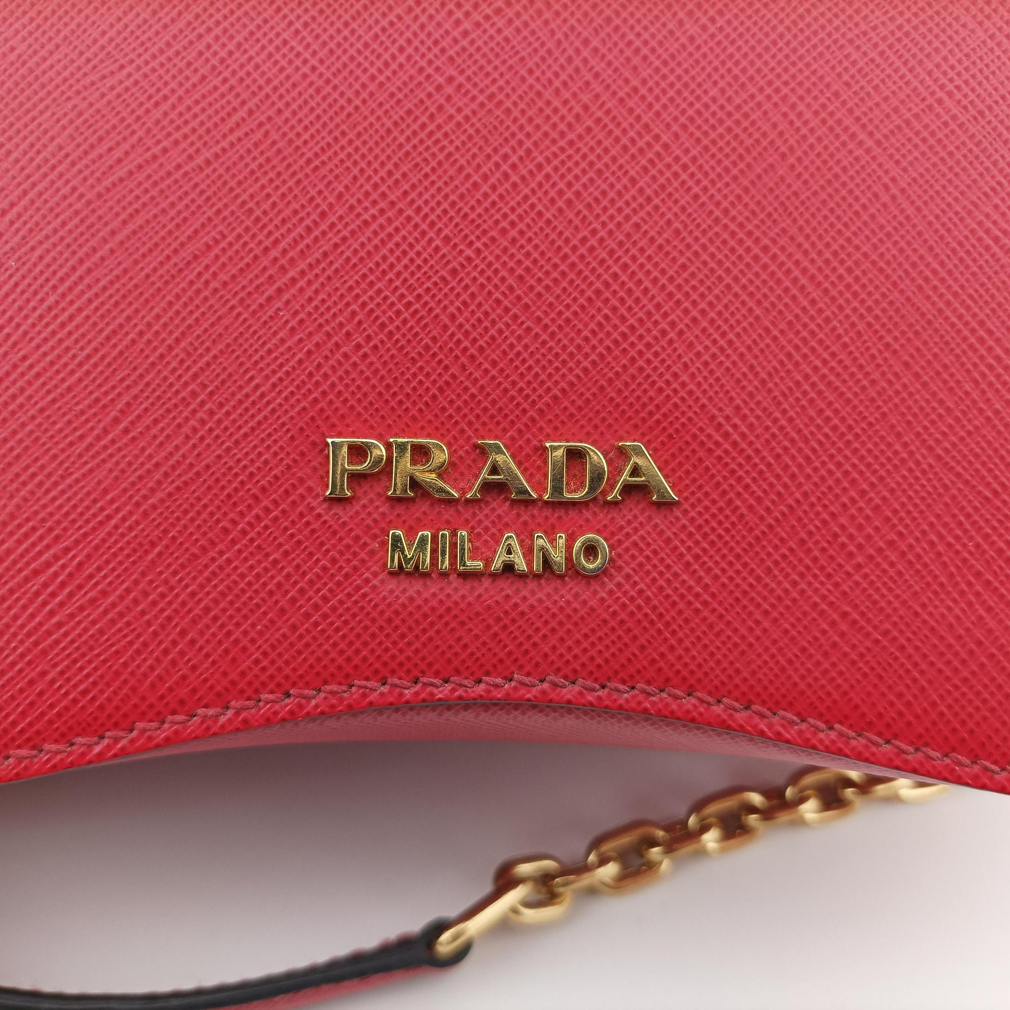 Sidonie Red Saffiano Leather 1BN005 7/Dシドニー  レッド サフィアーノレザー 1BN005 7/D