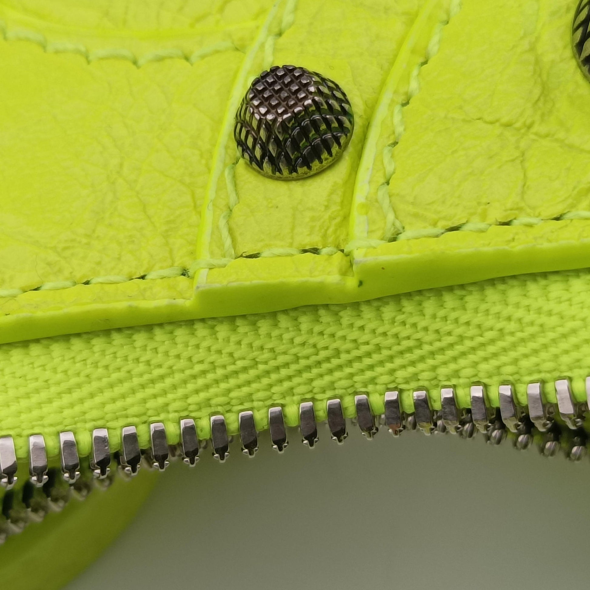 Le Cagole Green lambskin 695814.7206.R.493075ルカゴール グリーン ラムスキン 695814.7206.R.493075