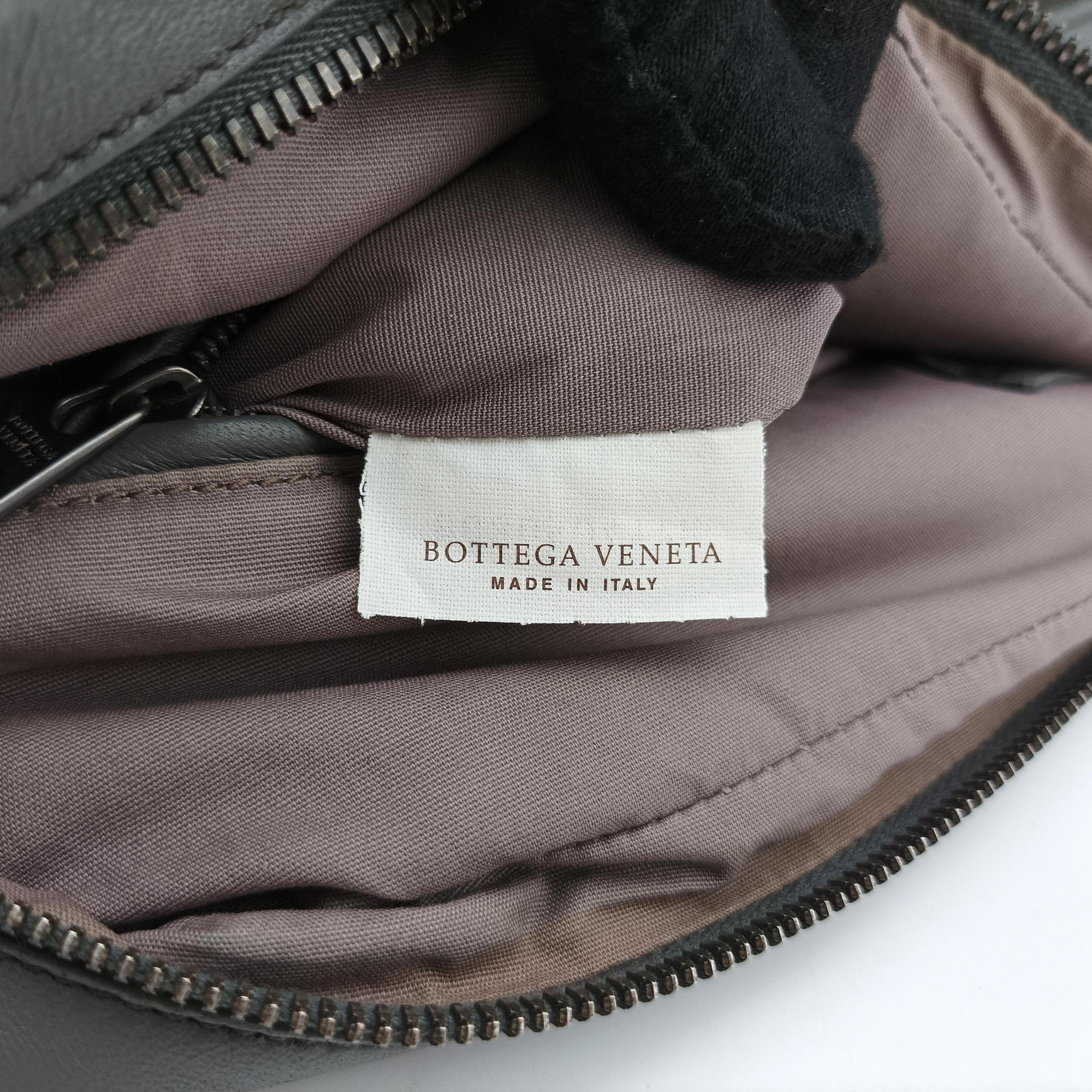 Intrecciato Grey Leather B08050417Hイントレチャート グレー レザー B08050417H